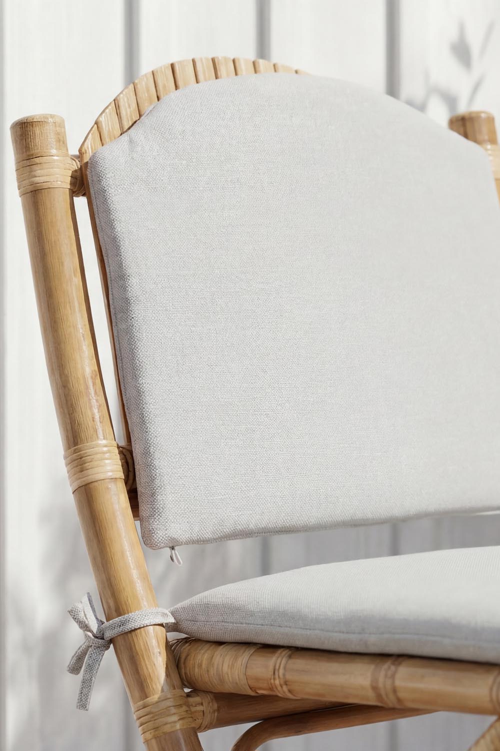 Cane Stuhl klappbar in Natur präsentiert im Onlineshop von KAQTU Design AG. Gartenstuhl ist von Venture Home