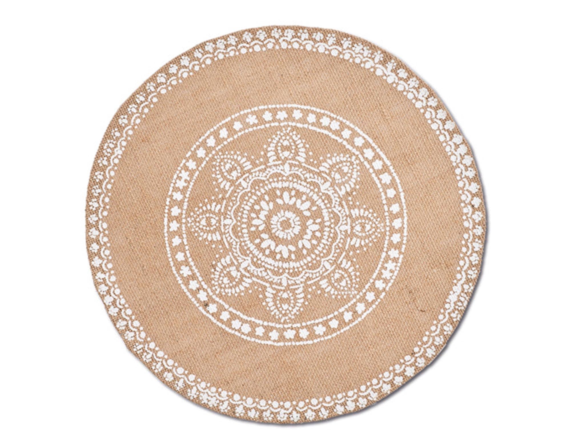 Entdecken Sie das ZELLER Tischset Mandala Leinen natur (ø 38 cm) – langlebig, pflegeleicht und stilvoll für jeden Esstisch. Ideal für festliche Anlässe!