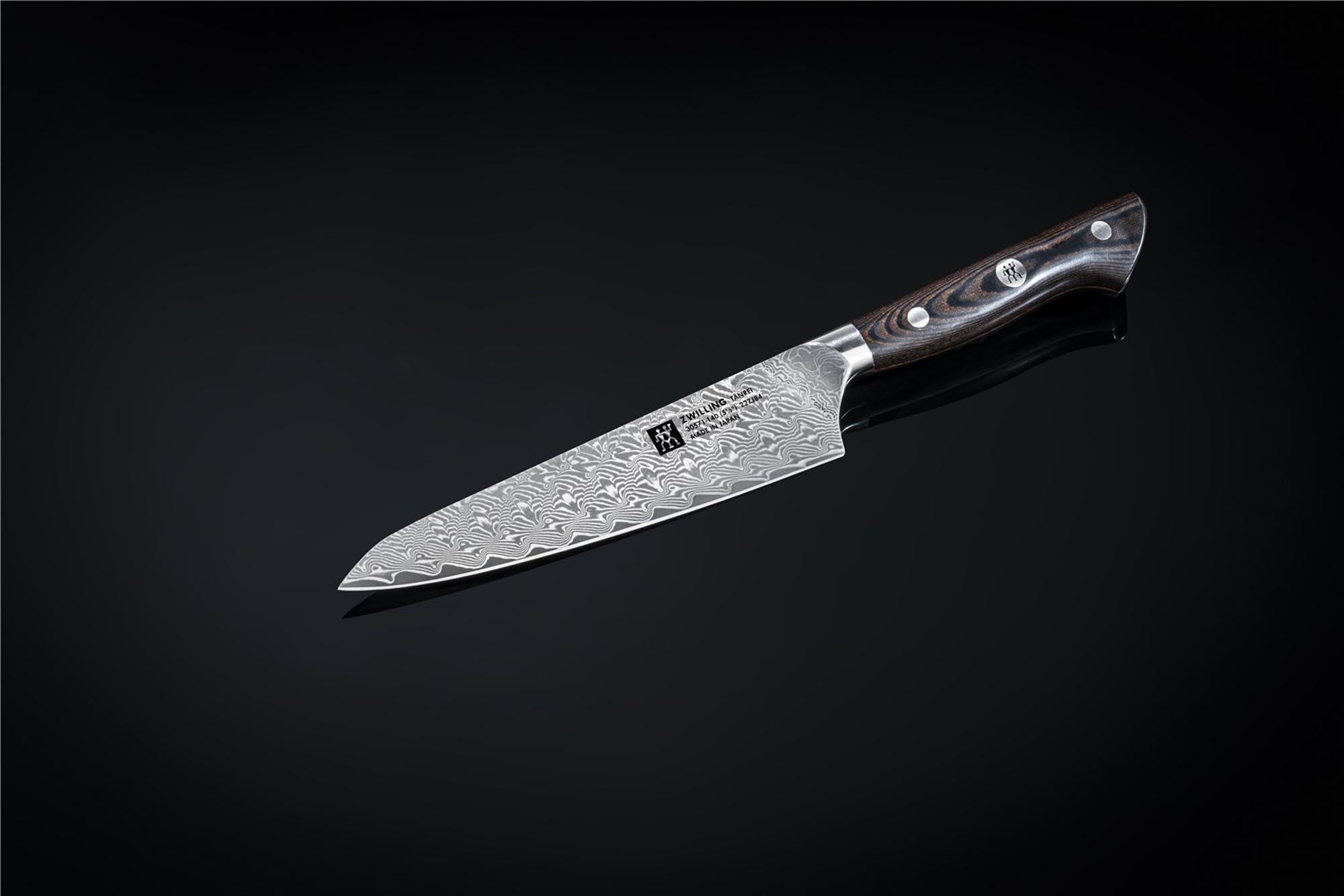Tanrei Kochmesser 200mm von Zwilling Kitchen: hochwertiges Damastmesser mit scharfem Klingenprofil, ideal für präzises Schneiden in der Küche.