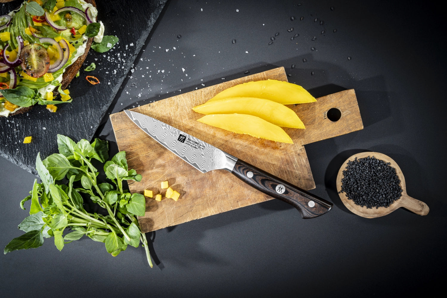 Tanrei Spick & Garniermesser 100mm von Zwilling Kitchen, präzises Küchenwerkzeug für feine Schneidarbeiten und kreative Kochideen.
