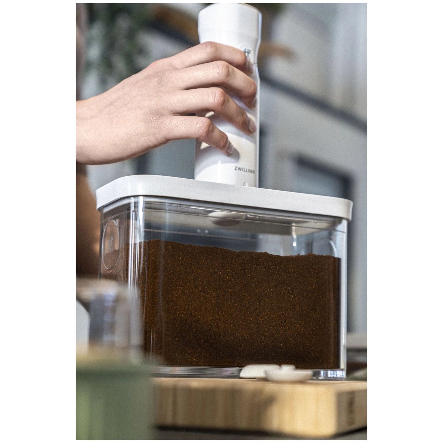 Cube Box 3M von Zwilling, transparente Vakuumbox in Weiß, 22.8x21.4x10.7cm, 2.9l, ideal zur Aufbewahrung von Lebensmitteln.