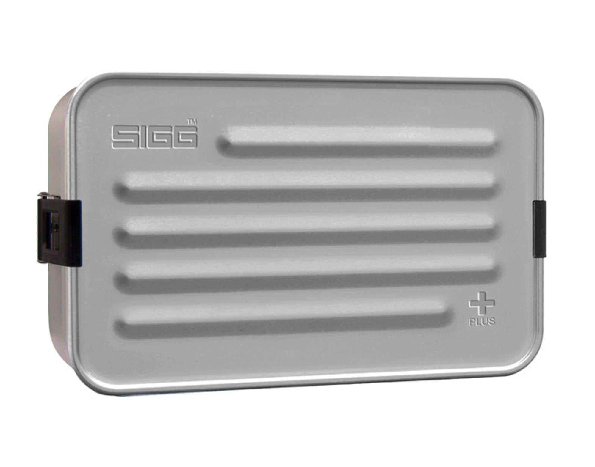 Entdecken Sie die SIGG Lunchbox Alu Box Plus L: die perfekte, umweltfreundliche Aufbewahrungslösung für gesunde Mahlzeiten unterwegs. Robust, stilvoll und hygienisch!