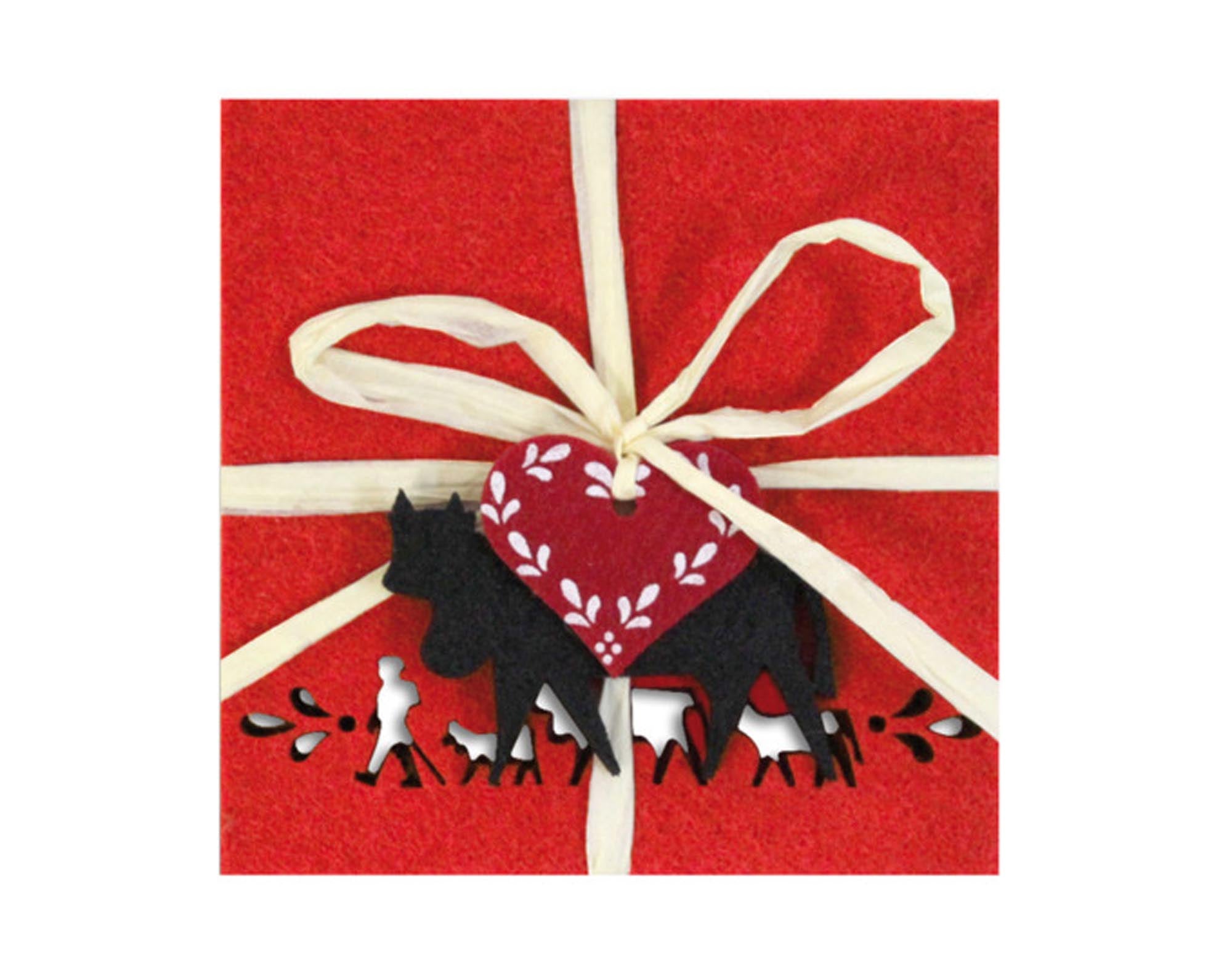 Entdecken Sie die stilvollen STEINLIN Untersetzer Alpaufzug aus hochwertigem Filz. Robust, langlebig und ideal für Tassen und Gläser. Bringen Sie alpinen Charme in Ihre Küche!