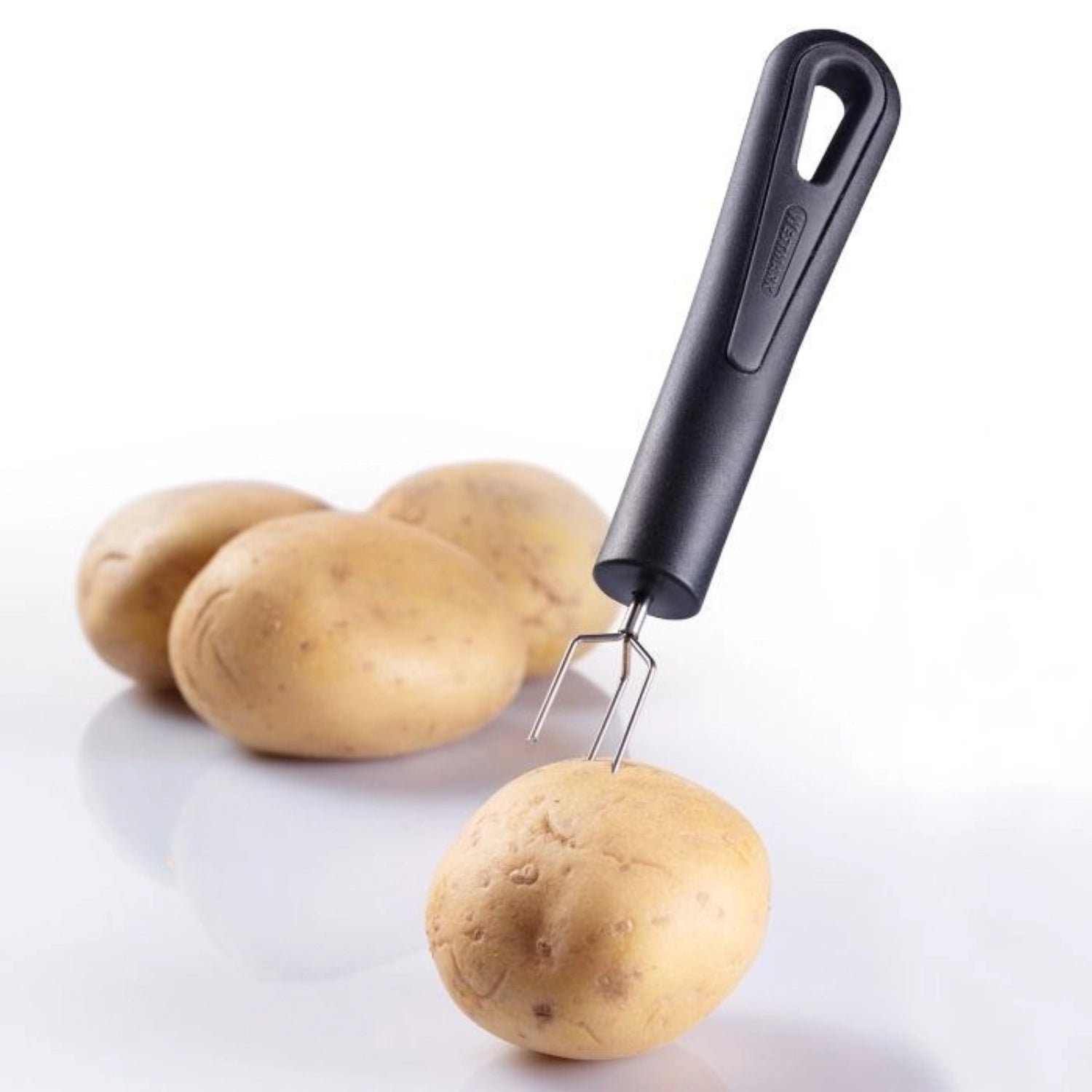 Pellkartoffelgabel Gentle von Westmark, 15.9x2.7x2cm, idealer Küchenhelfer zum einfachen Servieren und Zubereiten von Pellkartoffeln.