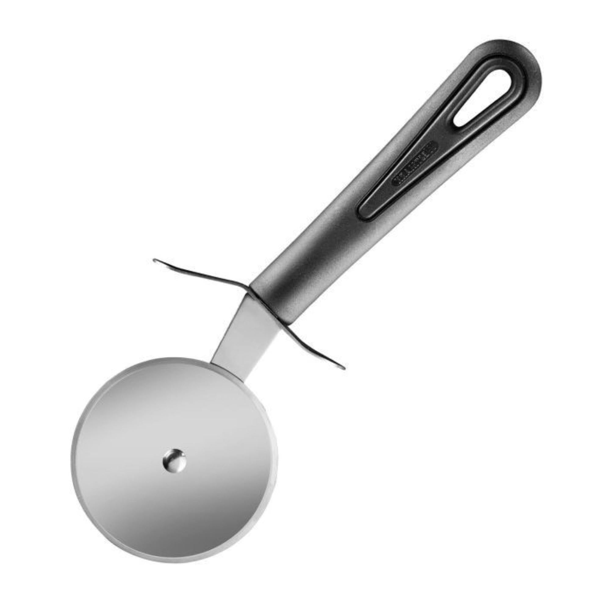 Entdecken Sie den Pizzaschneider Gentle D6.9cm von Westmark – das perfekte Küchenwerkzeug für saubere, gleichmäßige Schnitte von Pizza und Teigspeisen. Ergonomisch, spülmaschinengeeignet und ideal für jede Küchenschublade.