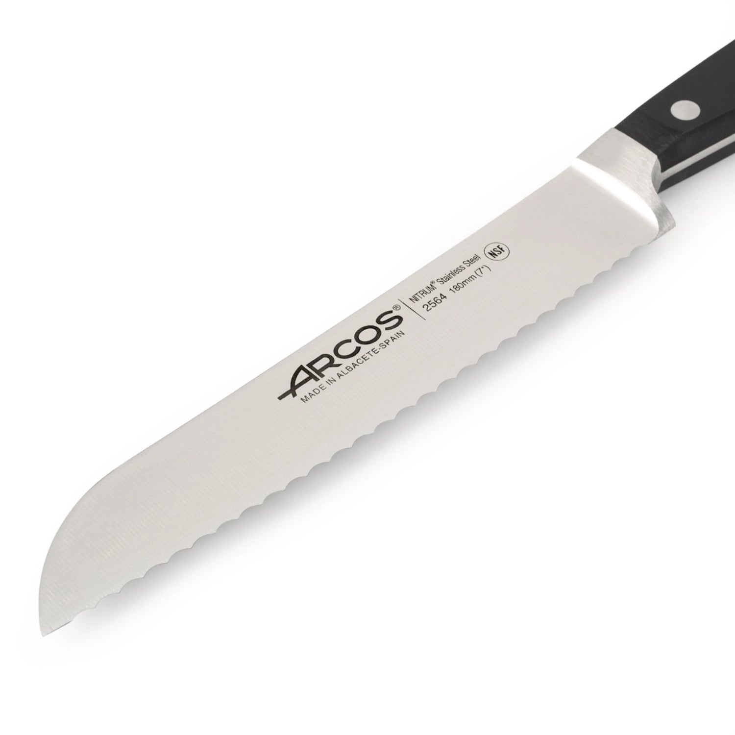 Hochwertiges Brotmesser von Arcos mit 18 cm geschmiedeter Klinge, ideal für präzises Schneiden von Brot und Brötchen.