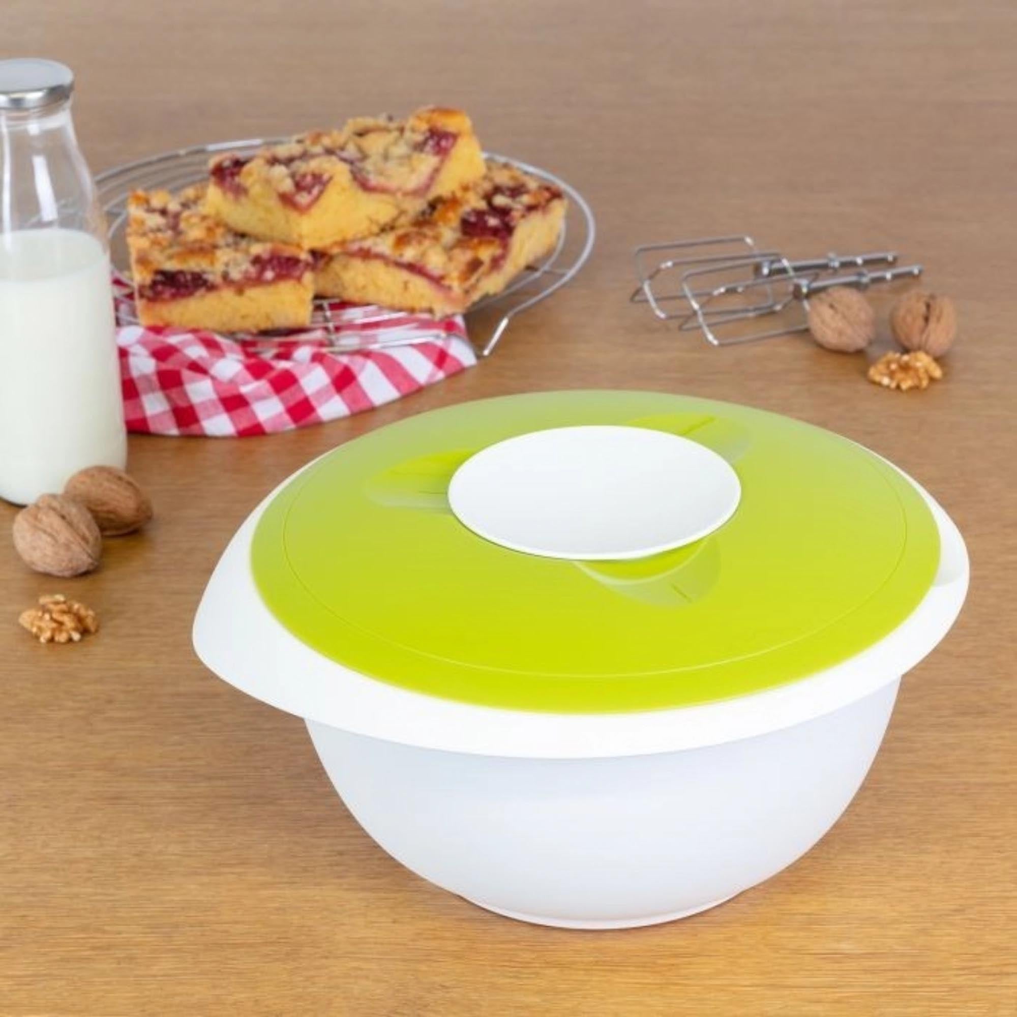 Rührschüssel apfelgrün, 3 l, mit Spritzschutz, ideal für Backen und Kochen, Masse: 28.5x27x14 cm, hochwertige Qualität von Westmark.