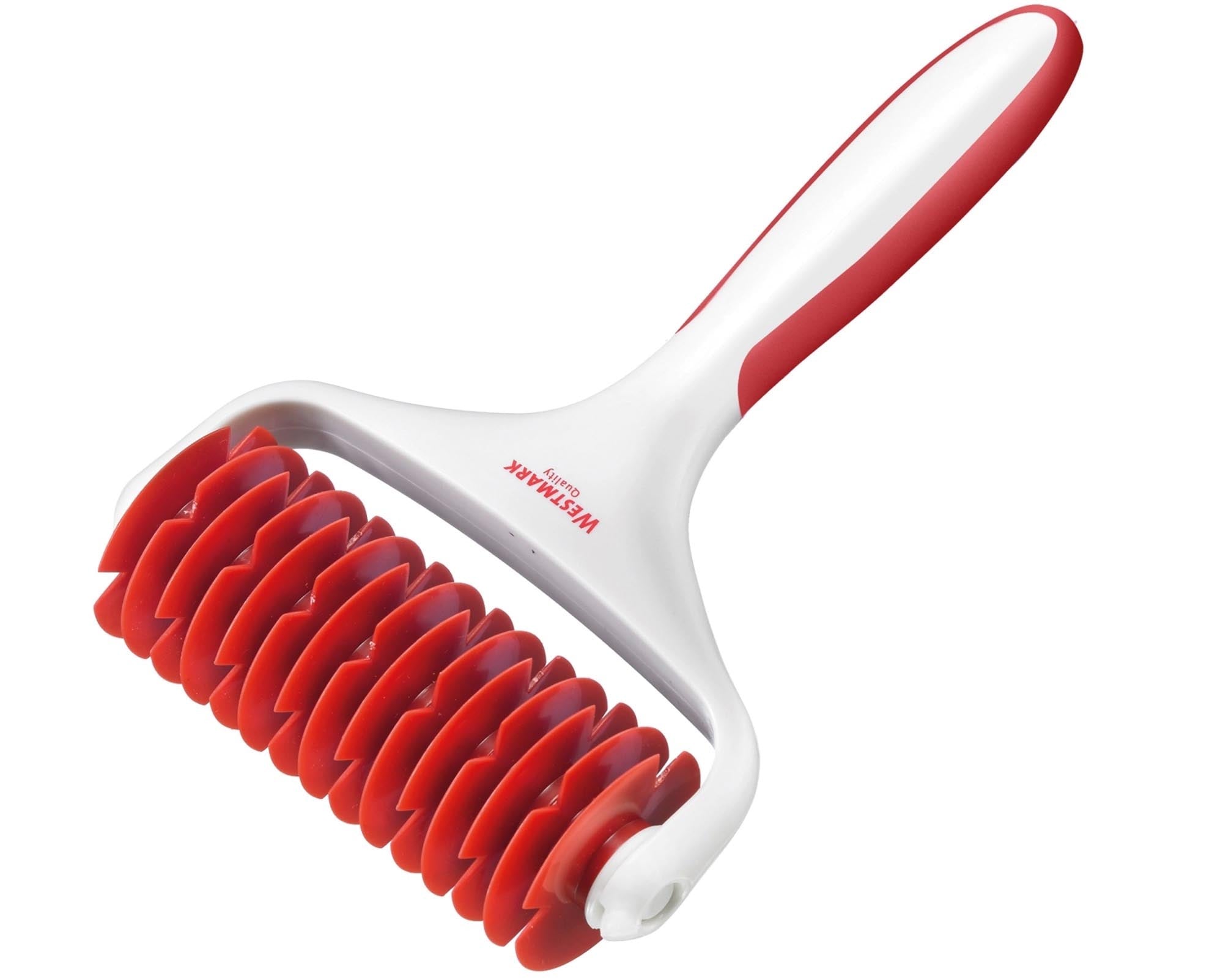 Der Westmark Gitterroller mit 7 Rädchen (19,5x12,5x4,5cm) ist ideal für Hobbybäcker. Perfekt zum Ausrollen von Teig, langlebig und leicht zu reinigen.