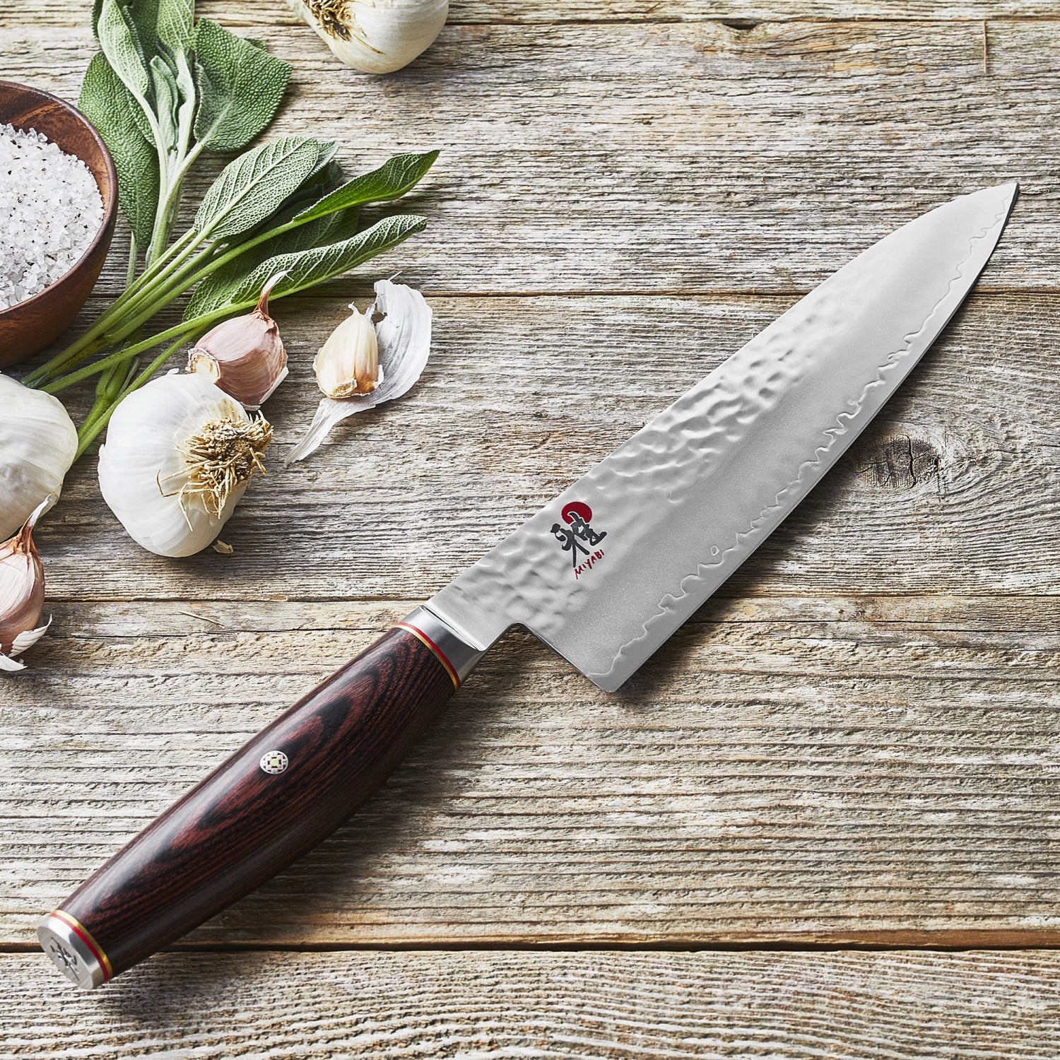 MIYABI 6000MCT Shotoh, 130mm Damastmesser mit elegantem Design und scharfer Klinge, ideal für präzises Schneiden in der Küche.