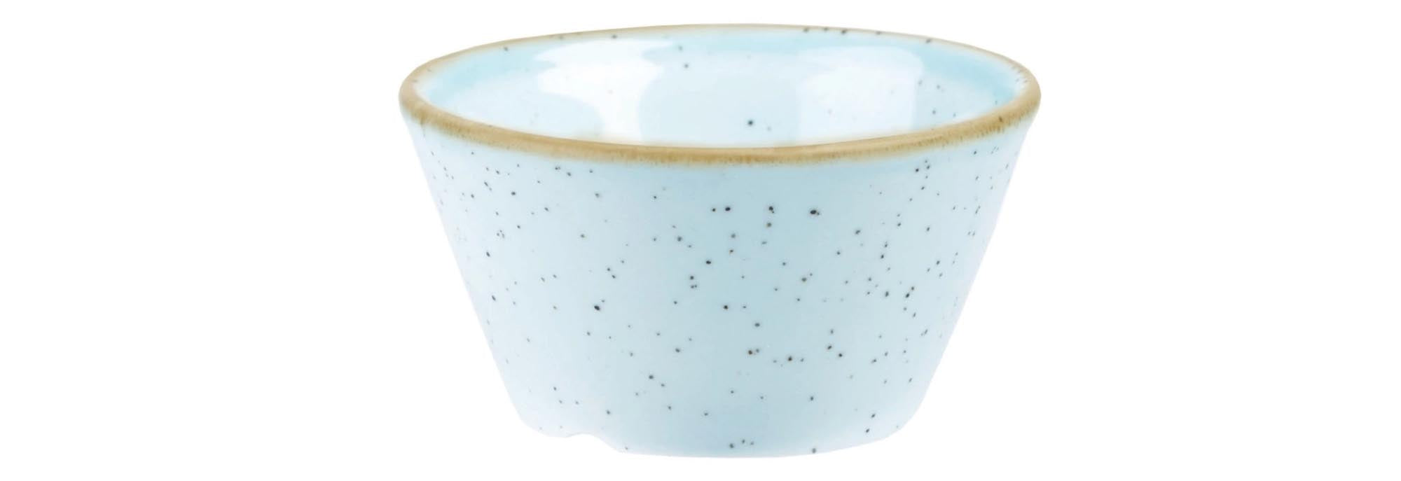 Entdecken Sie die Stonecast Hints Barley White Backform von Churchill (38x25x6.2 cm) – ideal für Kuchen, Torten und Aufläufe. Spülmaschinenfest und langlebig!