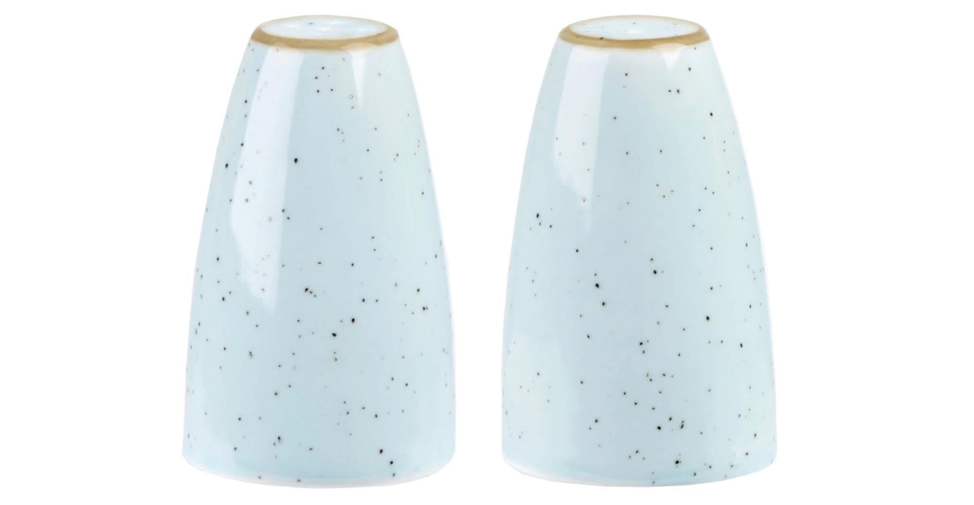 Eleganter 7cm Salzstreuer aus Porzellan in Duck Egg Blue von Churchill, ideal für stilvolle Tischdekoration.