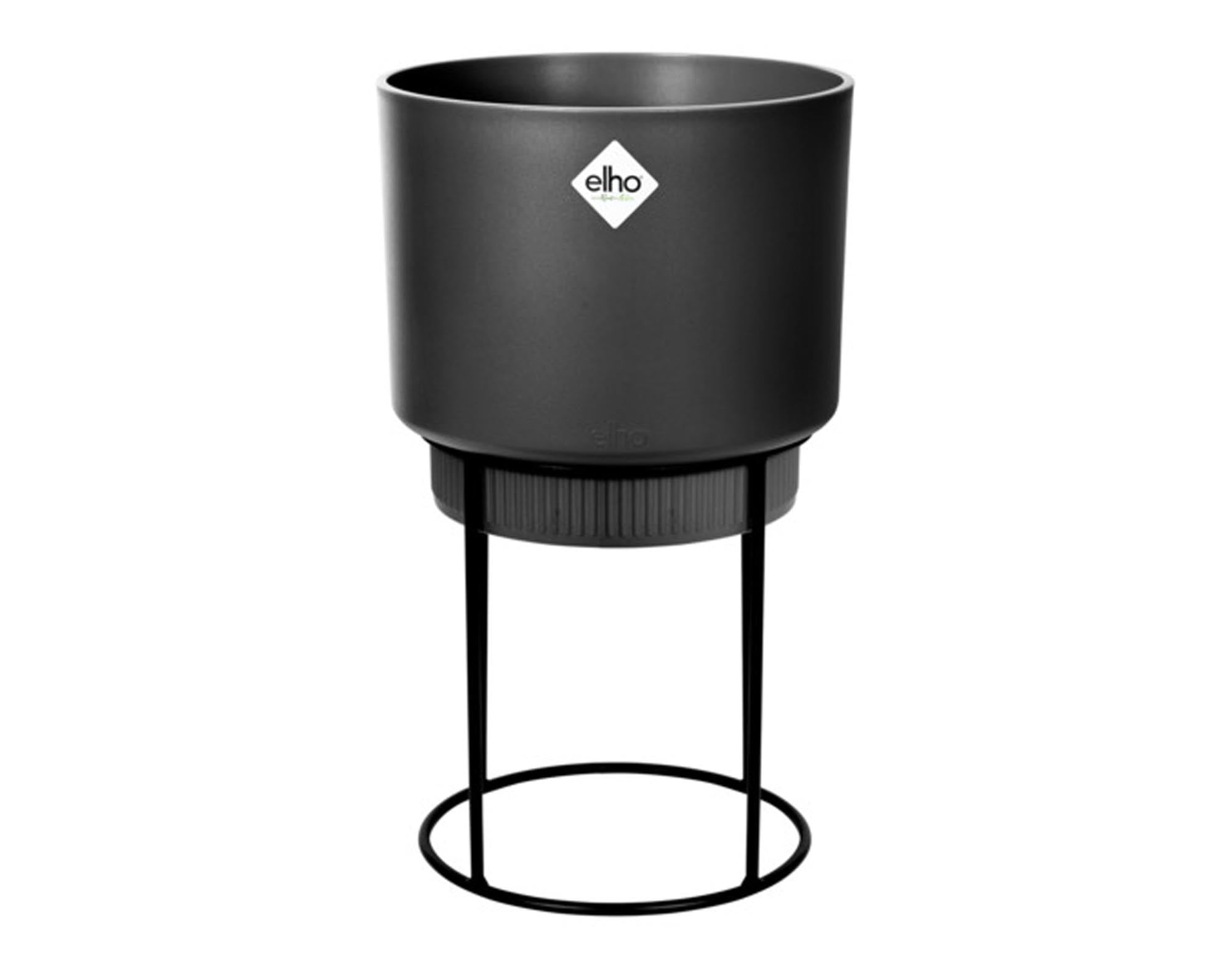Entdecken Sie die ELHO Pflanzenschale b. for Studio mit Ständer in living black (ø 30cm) – nachhaltig, modern und ideal für Ihre Pflanzen!
