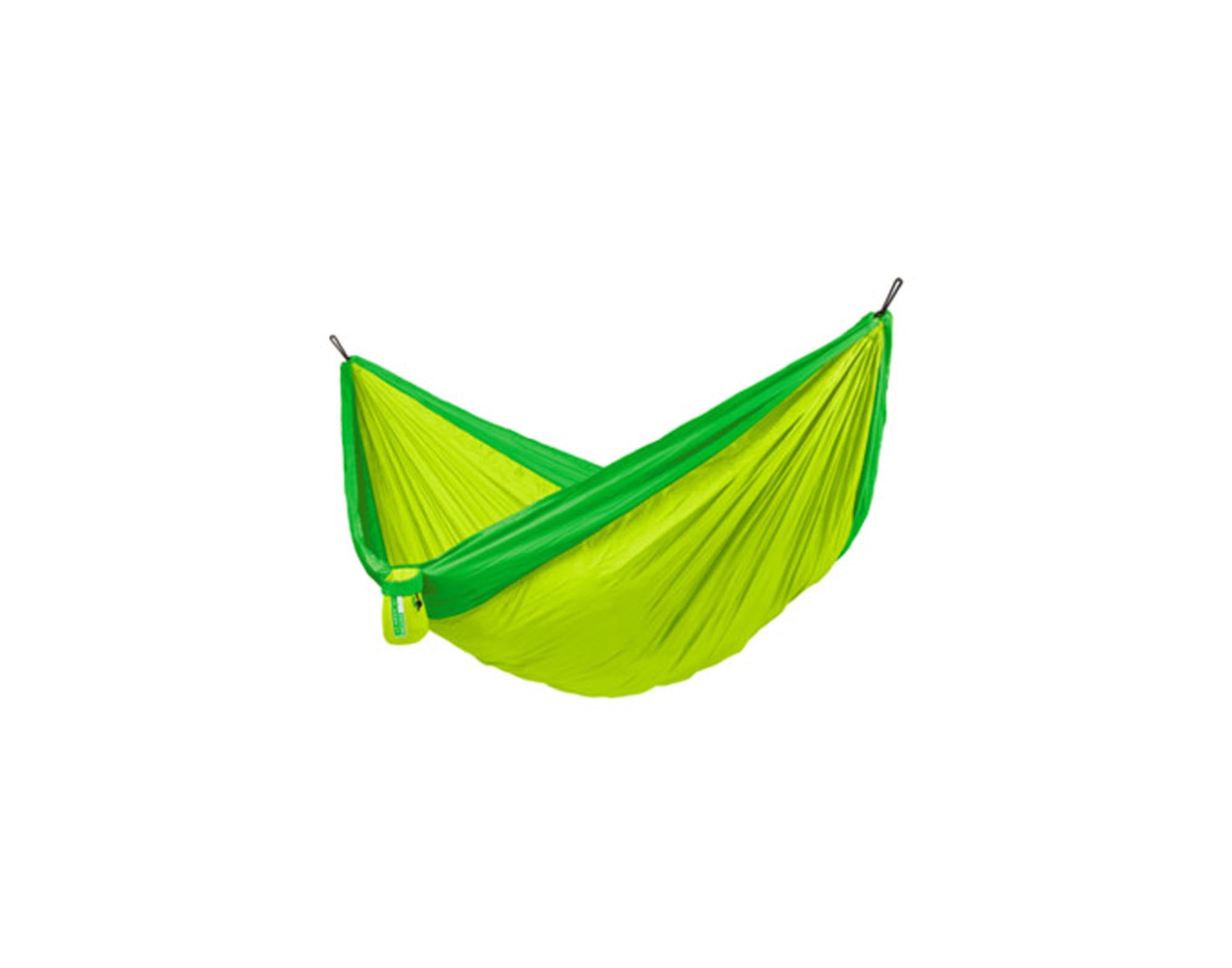 Entdecken Sie die LA SIESTA Reisehängematte Colibri palm (190x350 cm) – leicht, strapazierfähig und perfekt für Camping, Wandern und Garten. Genießen Sie höchsten Komfort und Stil in der Natur!