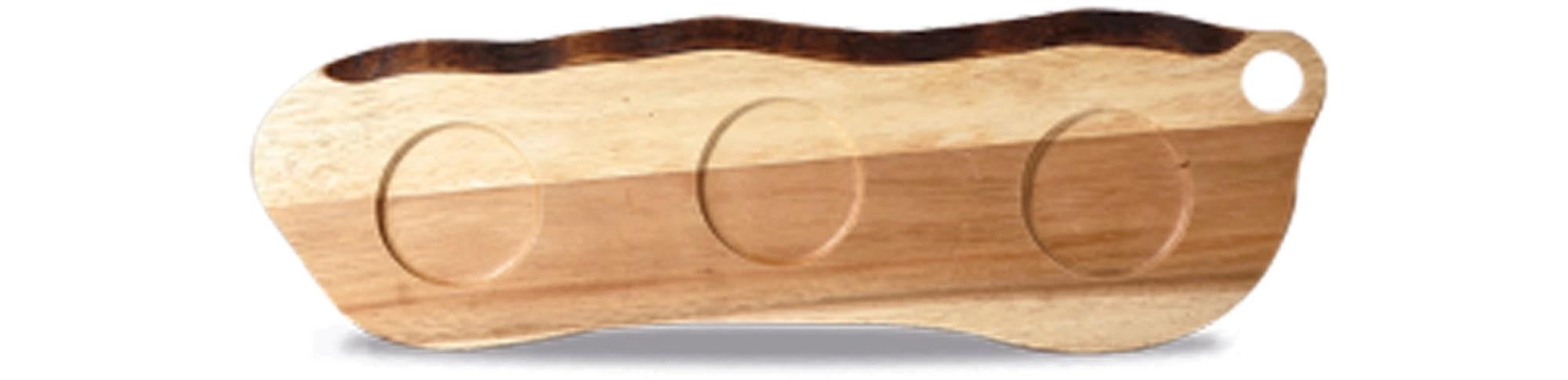 Elegantes Holzbrett von Art de Cuisine, 45.5x14.5 cm, mit 3 Vertiefungen, perfekt zum Anrichten und Servieren von Speisen.