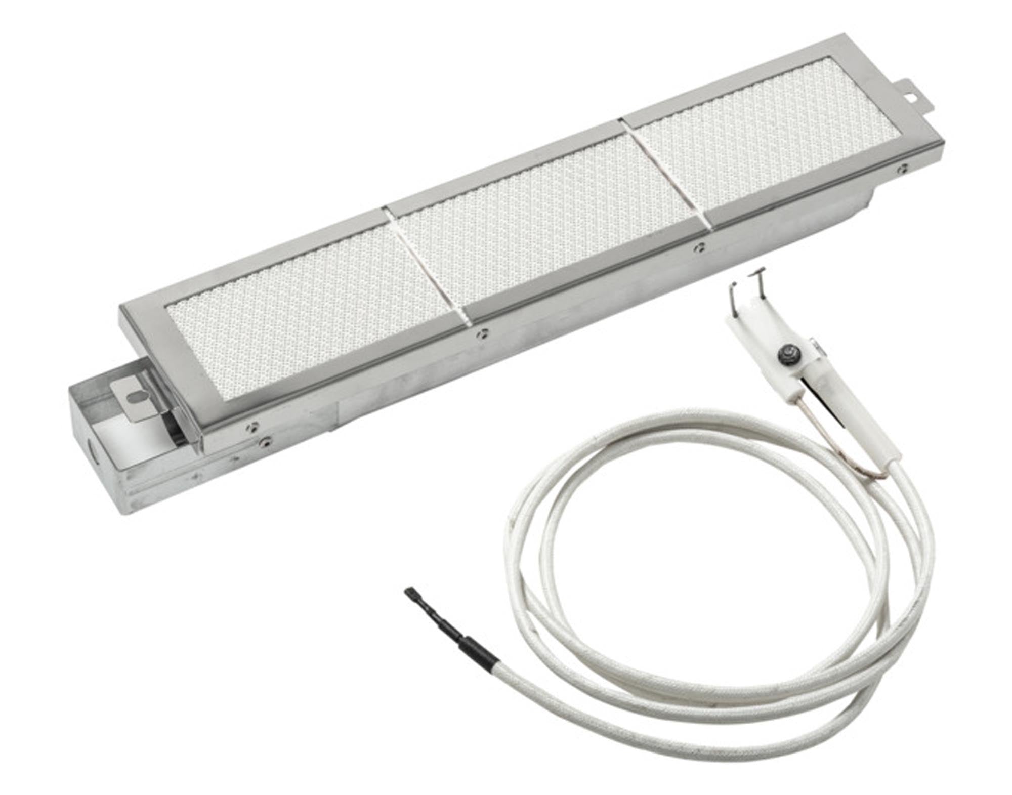 Eleganter, dreieckiger Porzellanteller von Churchill, ideal für Suppen und Salate. Handgefertigte Glasur in aquatischen Tönen, spülmaschinenfest.