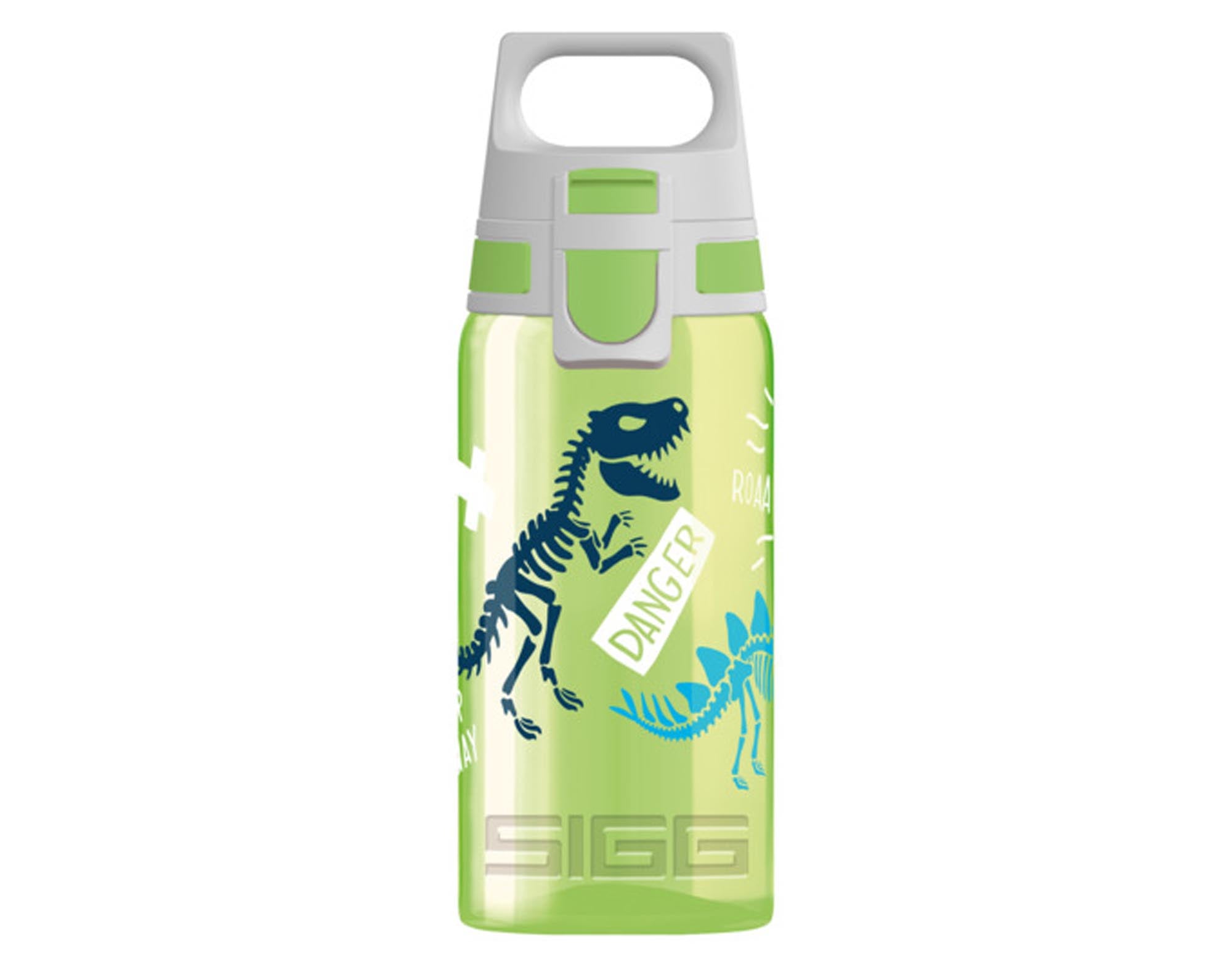 Entdecken Sie die SIGG Trinkflasche Bottle Viva One Jurassica 0.5 l – robust, leicht, umweltfreundlich und ideal für Sport, Schule und Büro.