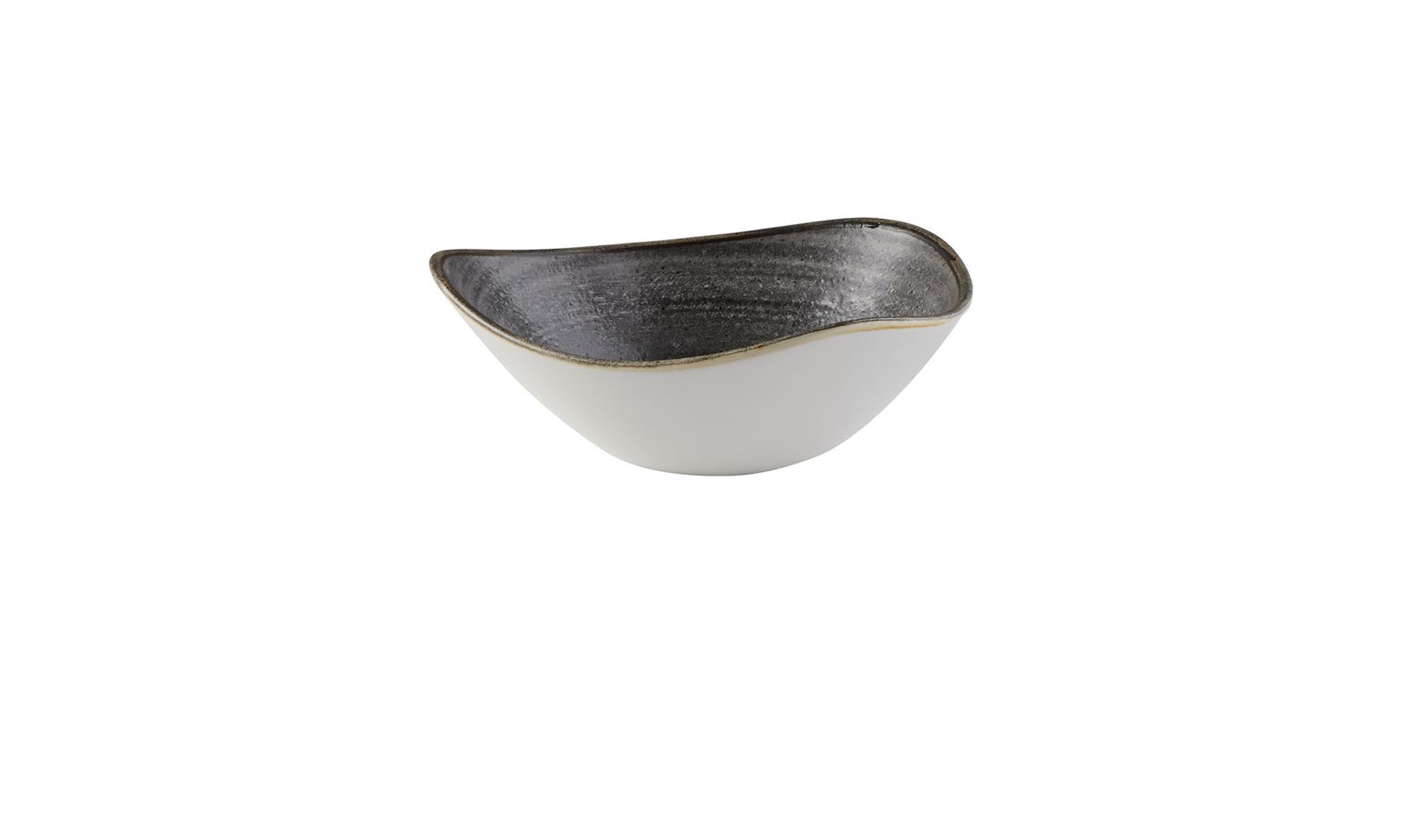 Tiefer Stonecast Raw Black Triangel Teller von Churchill, 18.5 cm, mit einzigartiger, rustikaler Oberfläche für stilvolle Tischdekoration.