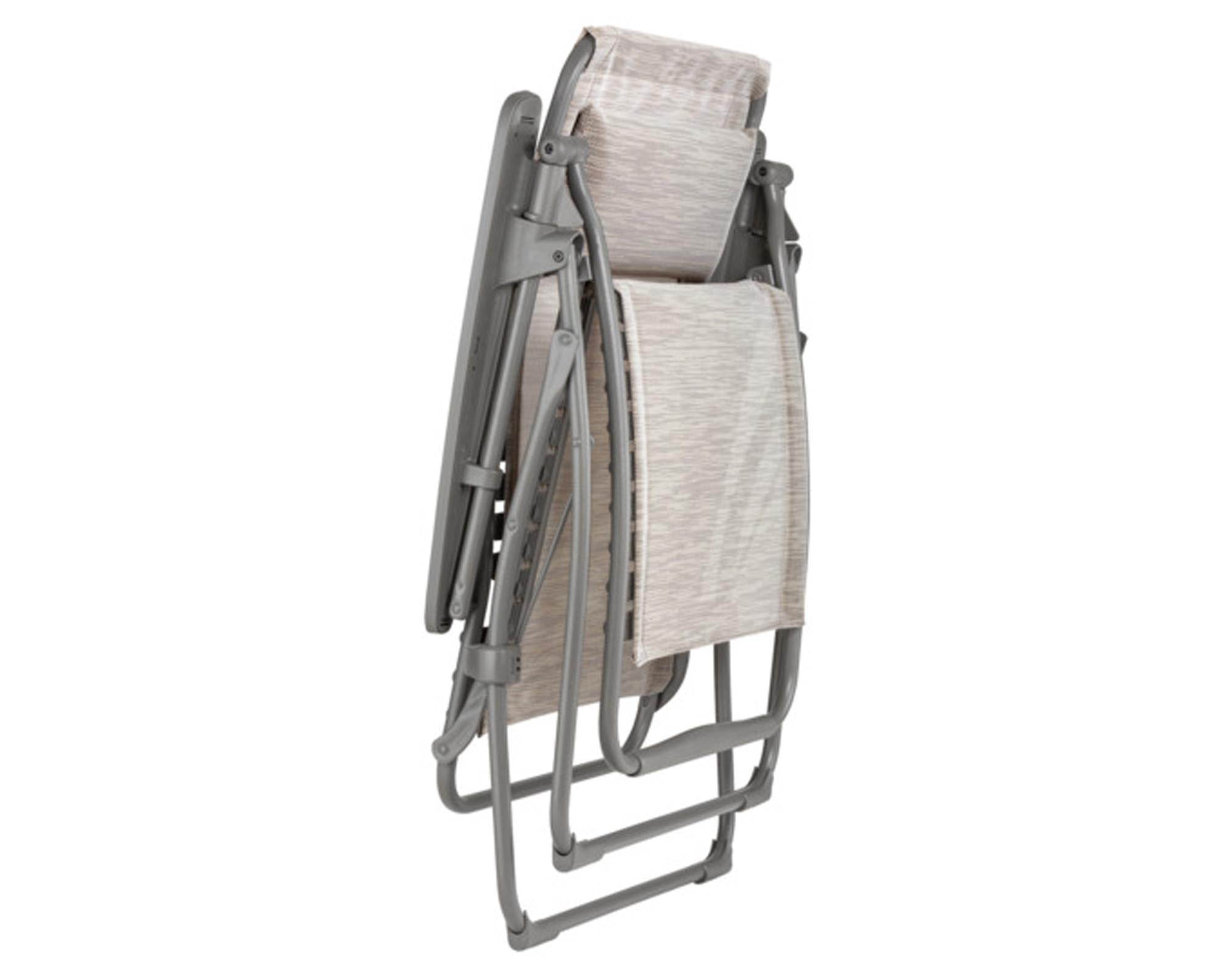 Entspannen Sie stilvoll im Freien mit dem LAFUMA Relaxsessel Futura Clip – leicht, verstellbar und wetterfest für unvergessliche Momente.