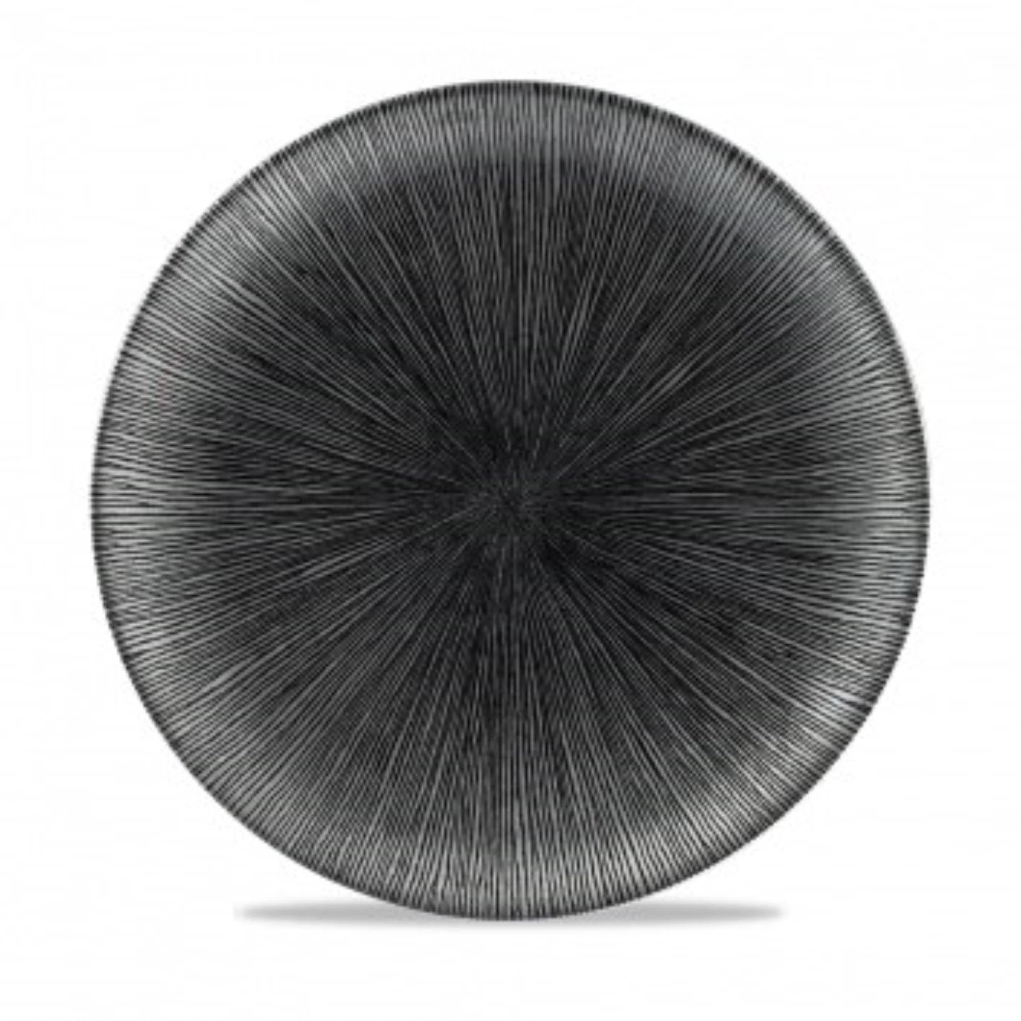 Entdecken Sie den eleganten S.P. Agano Black Coupe Teller (26 cm) von Churchill. Hochwertiges, kratzfestes Porzellan für stilvolle Präsentationen.