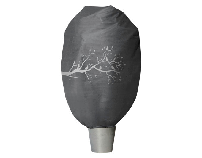 Schützen Sie Ihre Pflanzen stilvoll mit der WINDHAGER Winter-Deko-Vlieshaube Pect Vogel XXL (1,4x2 m) – ideal gegen Frost und Schnee.