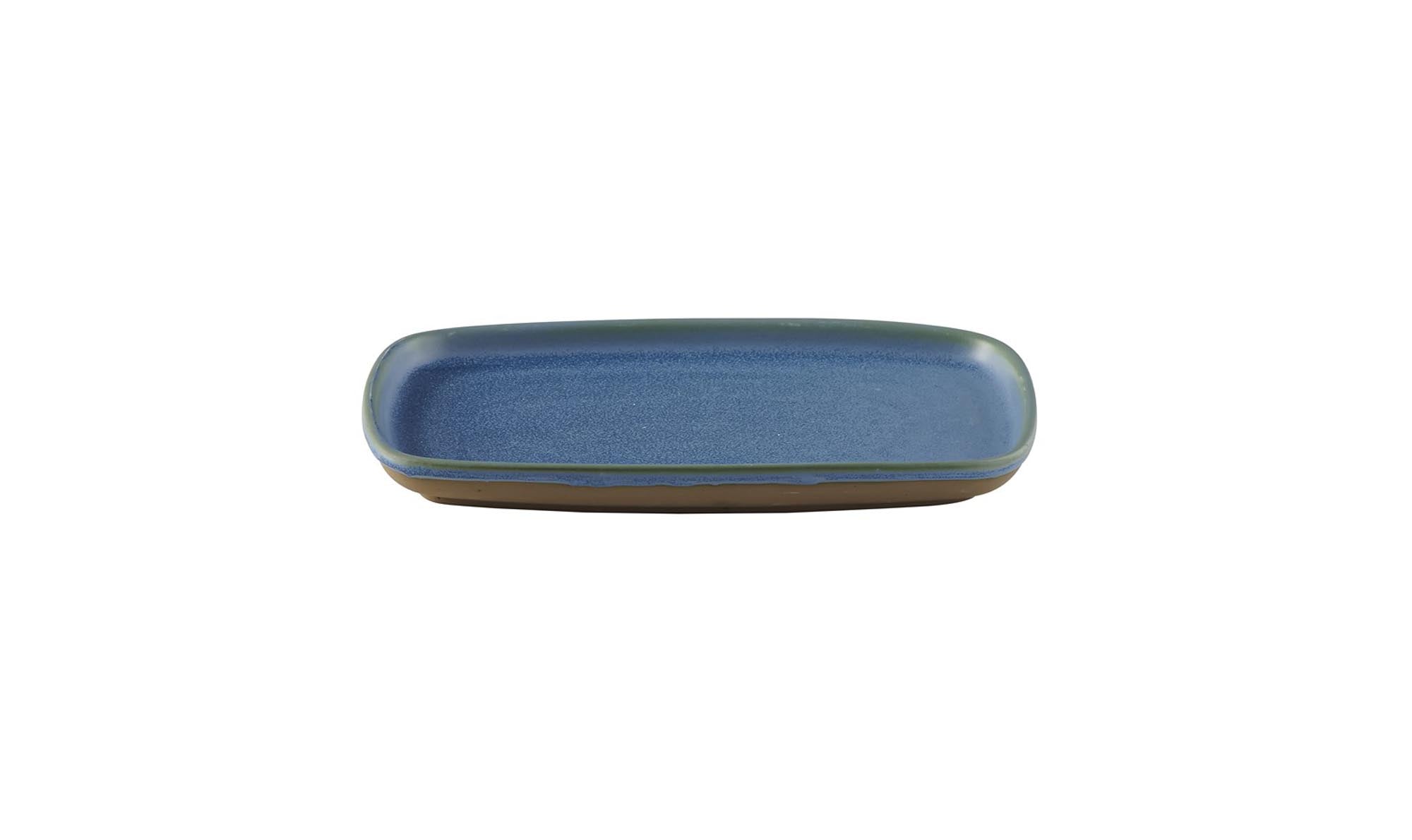 Rechteckige Emerge Oslo Blue Platte von Churchill in 22x15 cm, stilvolles Geschirr in sanften Blautönen, ideal für elegante Tischdekoration.