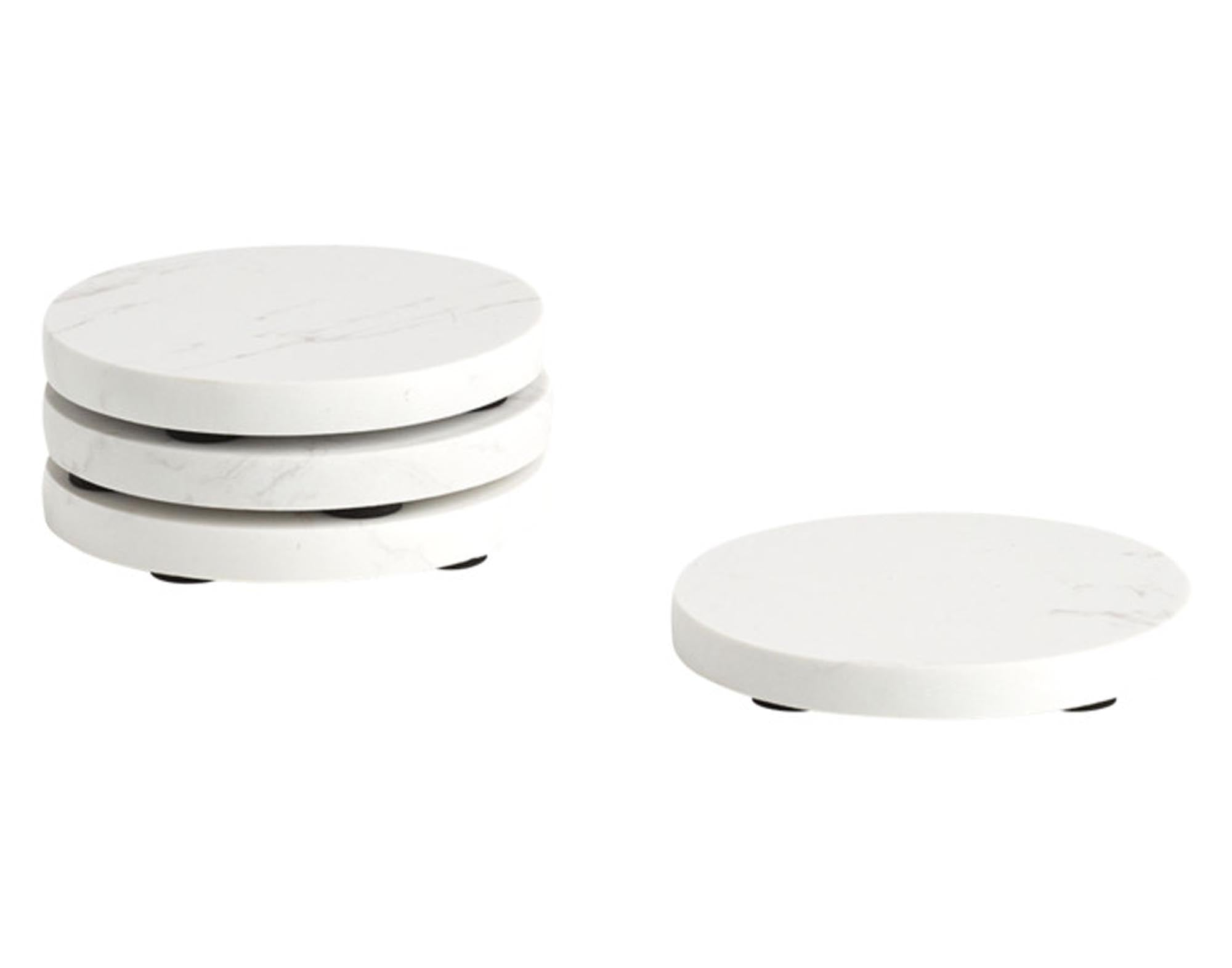 Entdecken Sie das ZELLER Untersetzer-Set aus Marmor, 4-teilig, ø 9,5 cm. Elegante Glasuntersetzer, hitzebeständig, hygienisch und stilvoll.