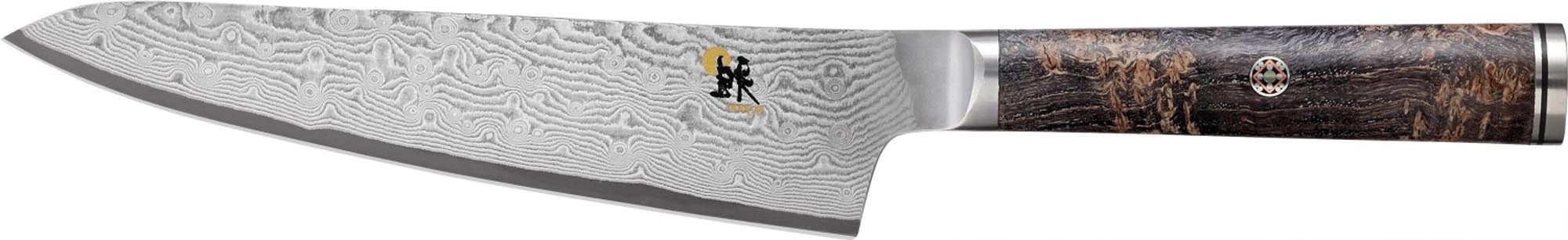 Das MIYABI 5000MCD 67 BLACK Shotoh ist ein 130mm Küchenmesser aus 67-lagigem Damaststahl mit Ahornholzgriff, ideal für präzises Schneiden.