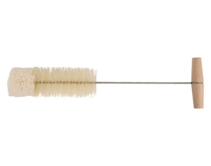 REDECKER Reinigungsbürste mit Holzgriff 35 cm in präsentiert im Onlineshop von KAQTU Design AG. Reinigung & Wäsche ist von REDECKER