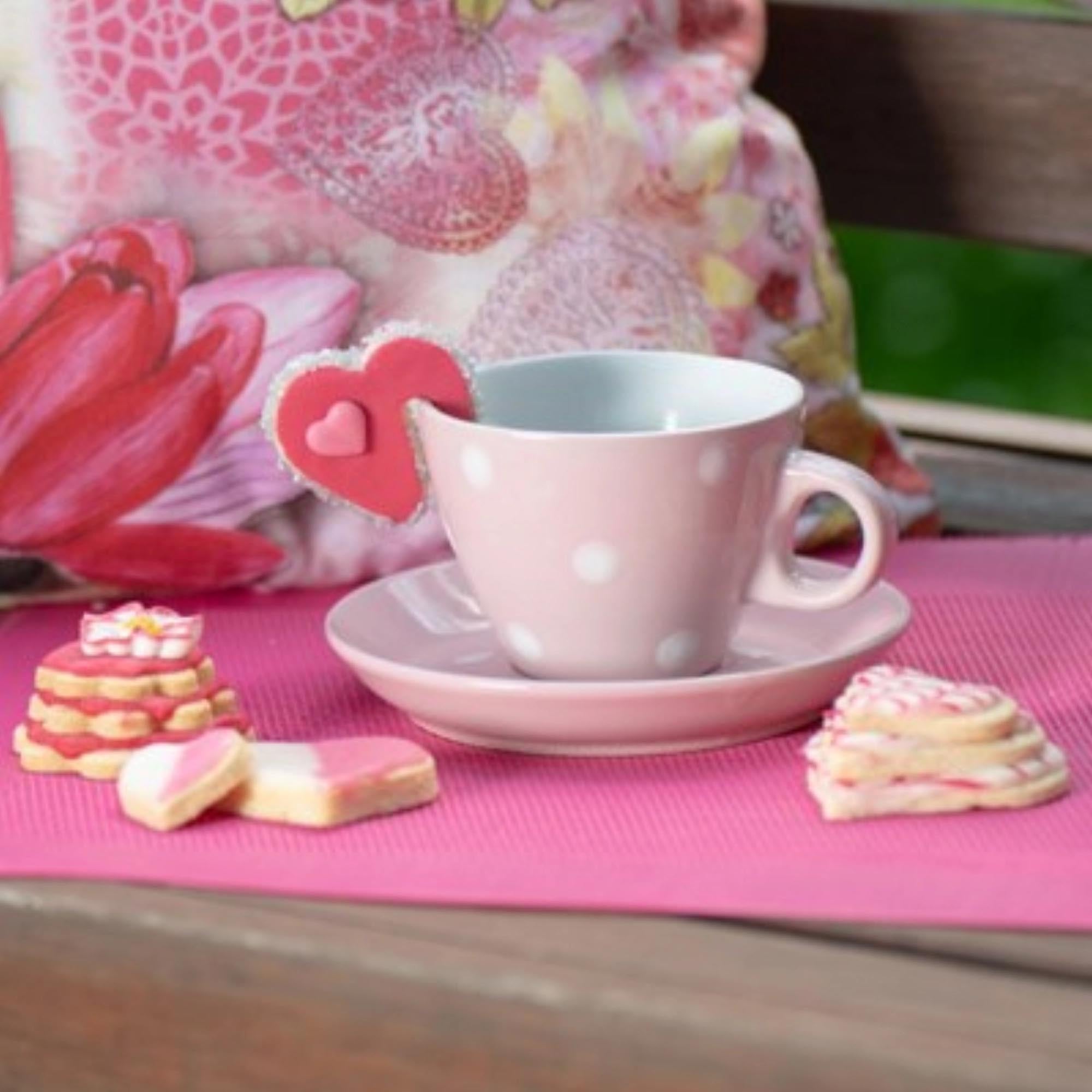 Set mit 3 Rosetten-Ausstechformen (4, 5, 6 cm) von Westmark, ideal für kreative Backideen und dekorative Plätzchen.