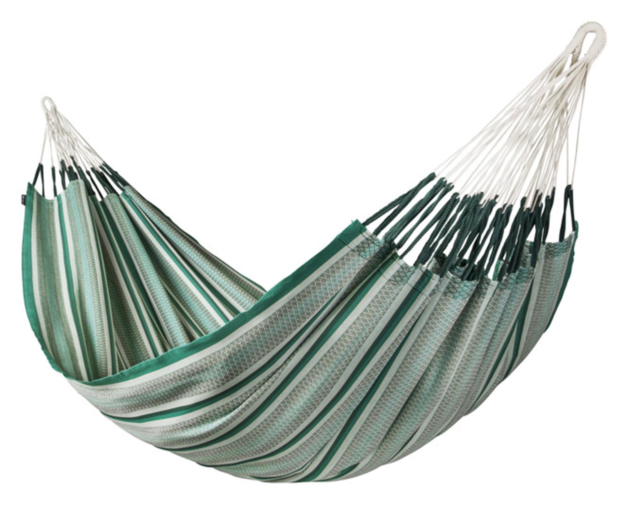 Entspannen Sie stilvoll in der geräumigen Modesta Hängematte von LA SIESTA.