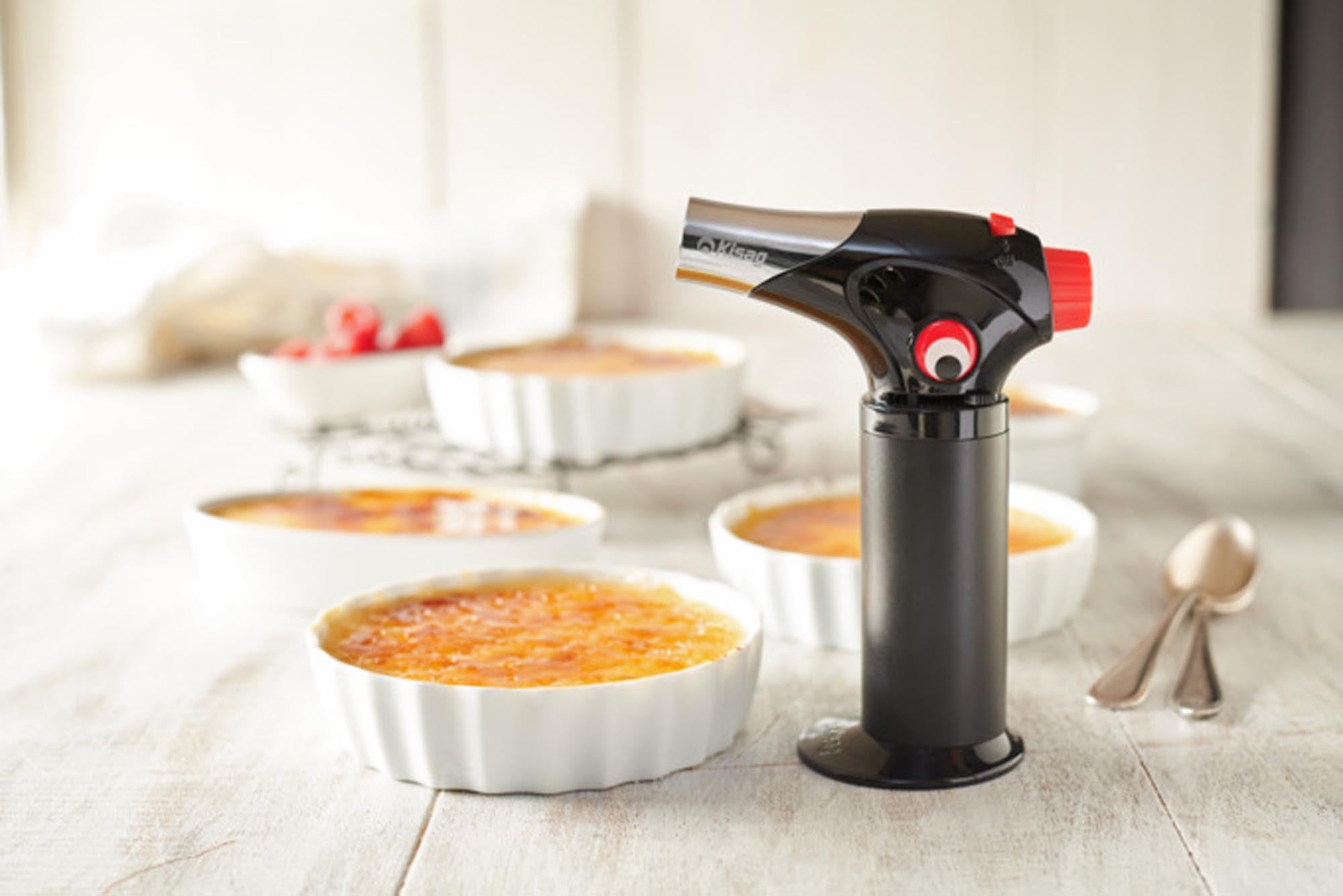 Der KISAG Flambierbrenner Dragon: Leistungsstarke Flamme, ergonomischer Griff, präzise Regulierung. Perfekt für Karamellisieren und Flambieren.