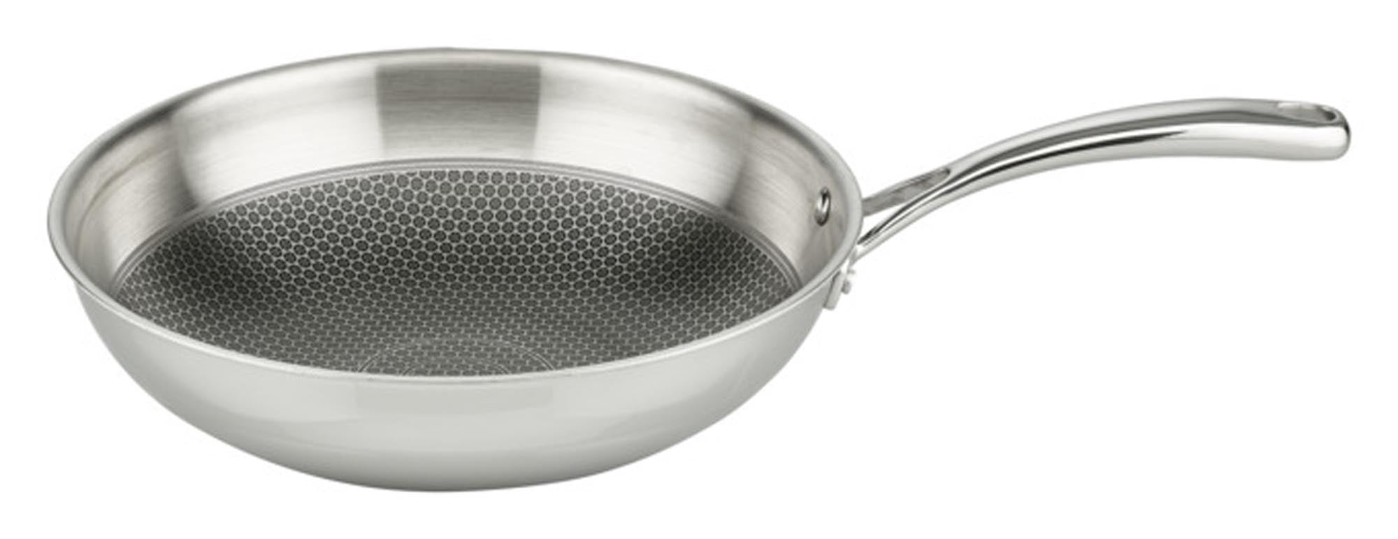 Entdecken Sie die ELO Wokpfanne Premium Relief ø 30 cm: Hochwertiger Aluminiumguss, optimale Wärmeleitung, ideal für asiatische Küche und alle Herdarten.