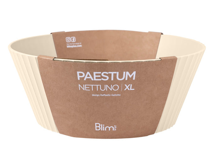 Entdecken Sie die BLIM PLUS Schüssel Nettuno in Beige, XL (ø 30 cm, H 12 cm) – ideal für Küche und Tisch, robust und stilvoll, 100% in Italien gefertigt.