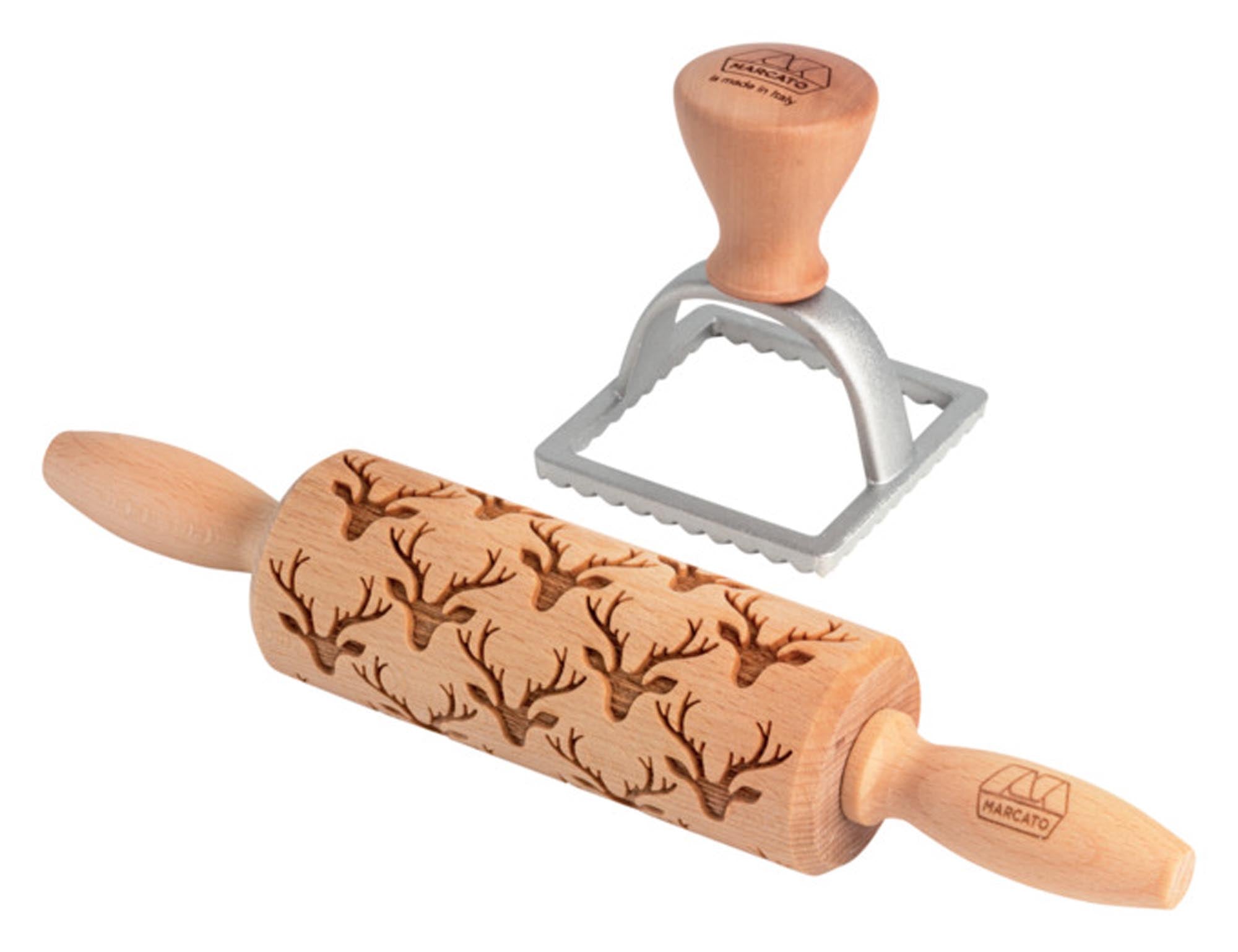 Entdecken Sie das MARCATO Weihnachtsausstecher Set X-Mas Cookies Rentiere. Hochwertige Edelstahl-Ausstecher für festliche Plätzchen und kreative Backmomente.