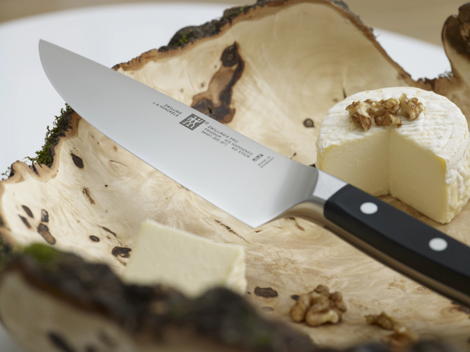 <tc>Zwilling</tc> Pro chef's knife 200 mm