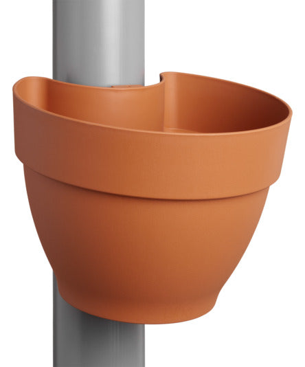 ELHO Fallrohrpflanzgefäss vibia ø 21.6 cm terra in präsentiert im Onlineshop von KAQTU Design AG. Pflanzentopf Outdoor ist von ELHO