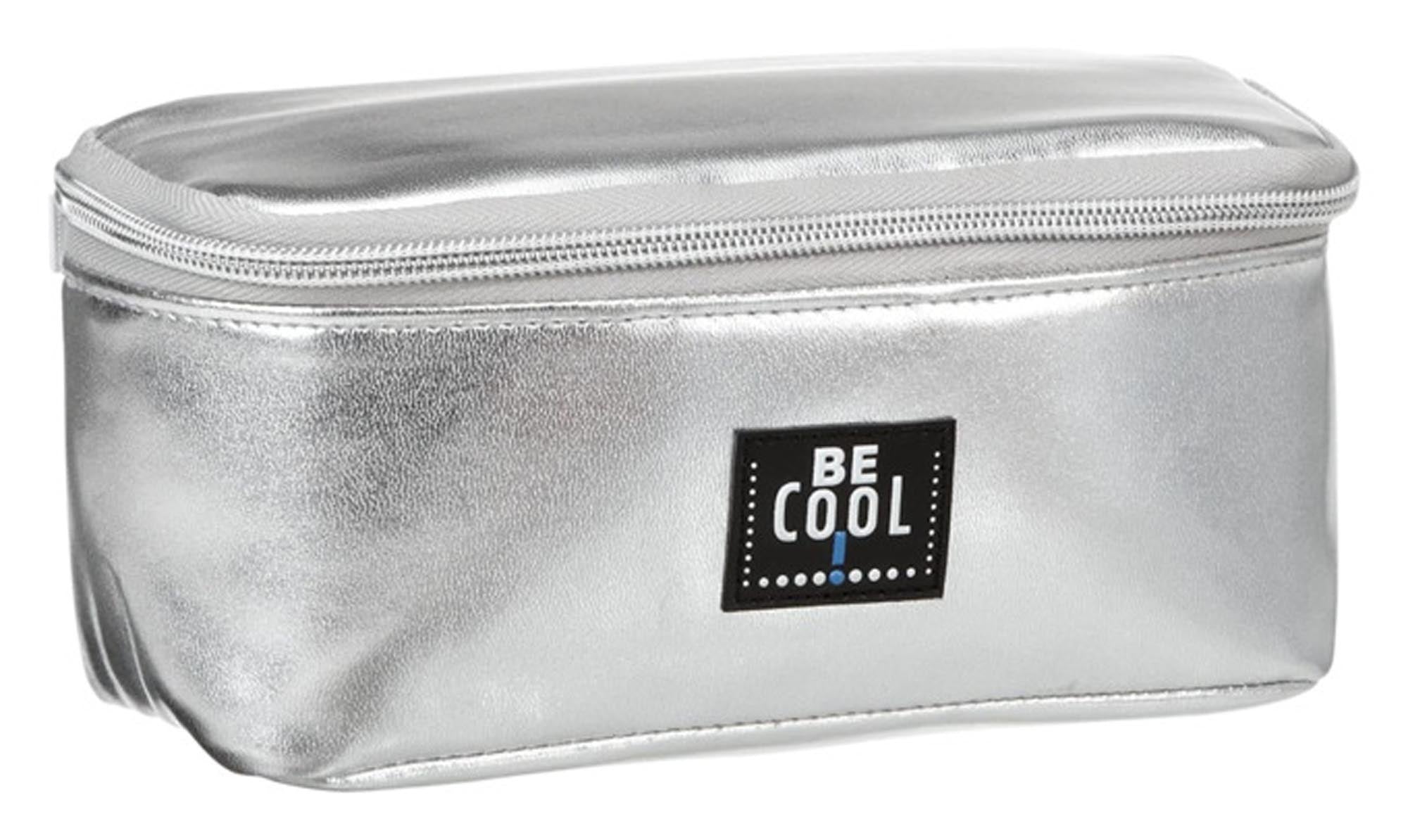 Entdecken Sie das stilvolle Maje Kissen von Bloomingville in Grau. Hochwertige Baumwolle, vielseitig einsetzbar und perfekt für jedes Zuhause.