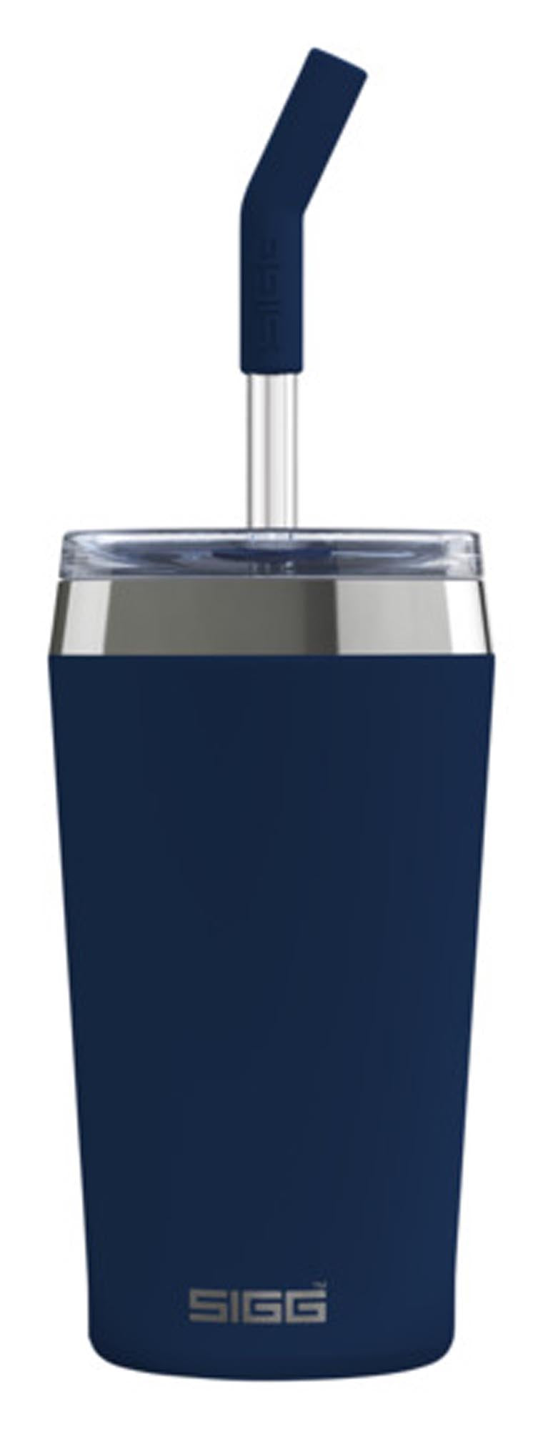 Entdecken Sie den SIGG Isolierbecher Tumbler Mug Helia 0.45 l – ideal für heiße und kalte Getränke, BPA-frei, aus Edelstahl, mit modernem Design.