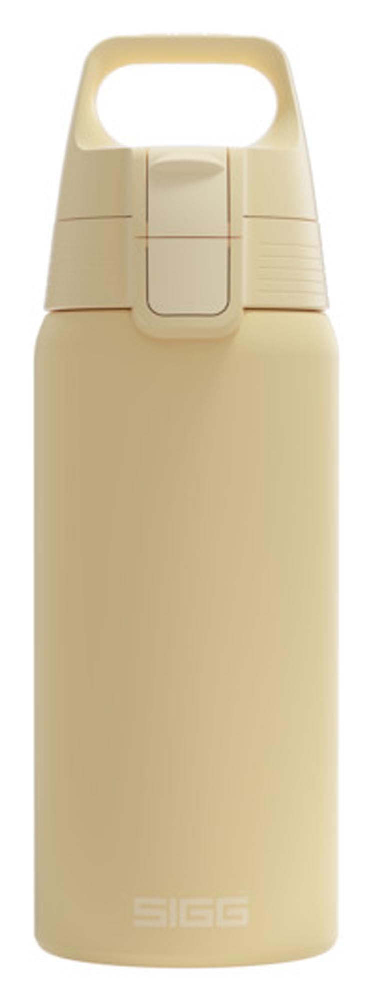 SIGG Isolierflasche Shield Therm One opti yellow 0.5 l in präsentiert im Onlineshop von KAQTU Design AG. Küchenhelfer ist von SIGG