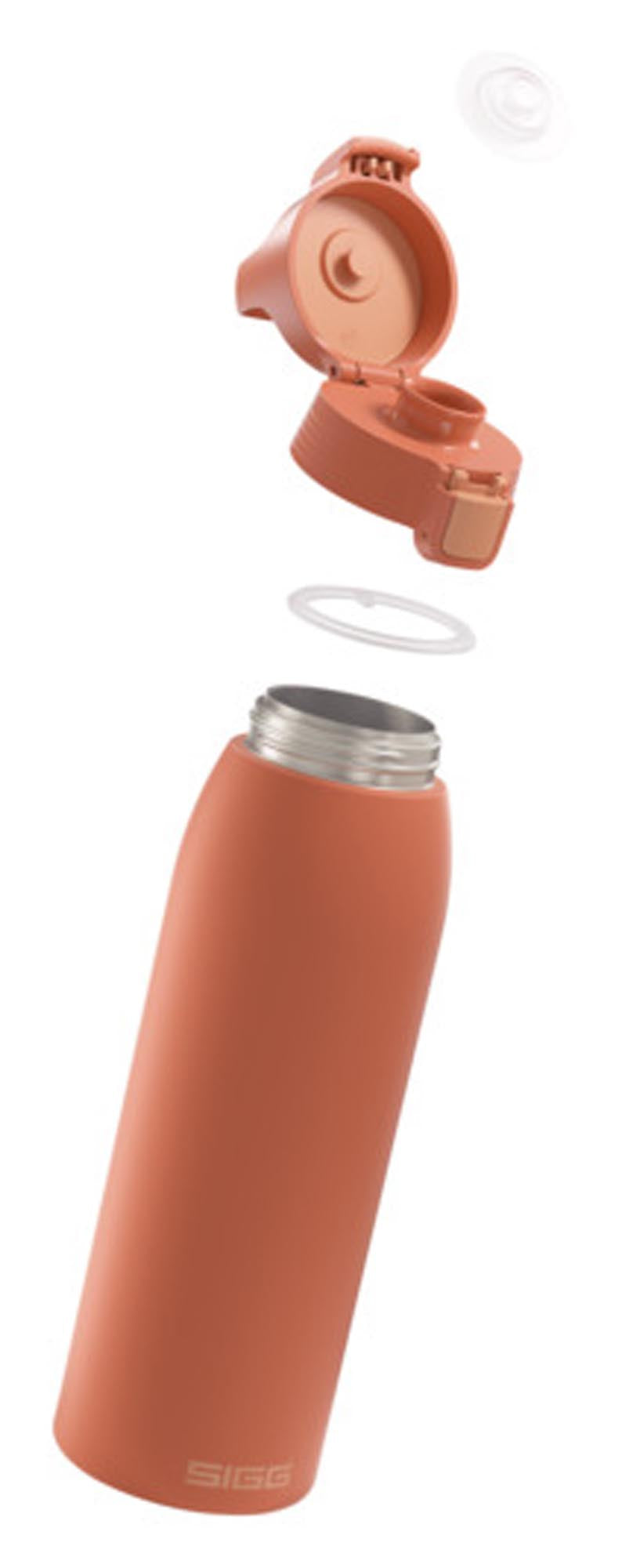 SIGG Isolierflasche Shield Therm One opti yellow 1 l in präsentiert im Onlineshop von KAQTU Design AG. Küchenhelfer ist von SIGG