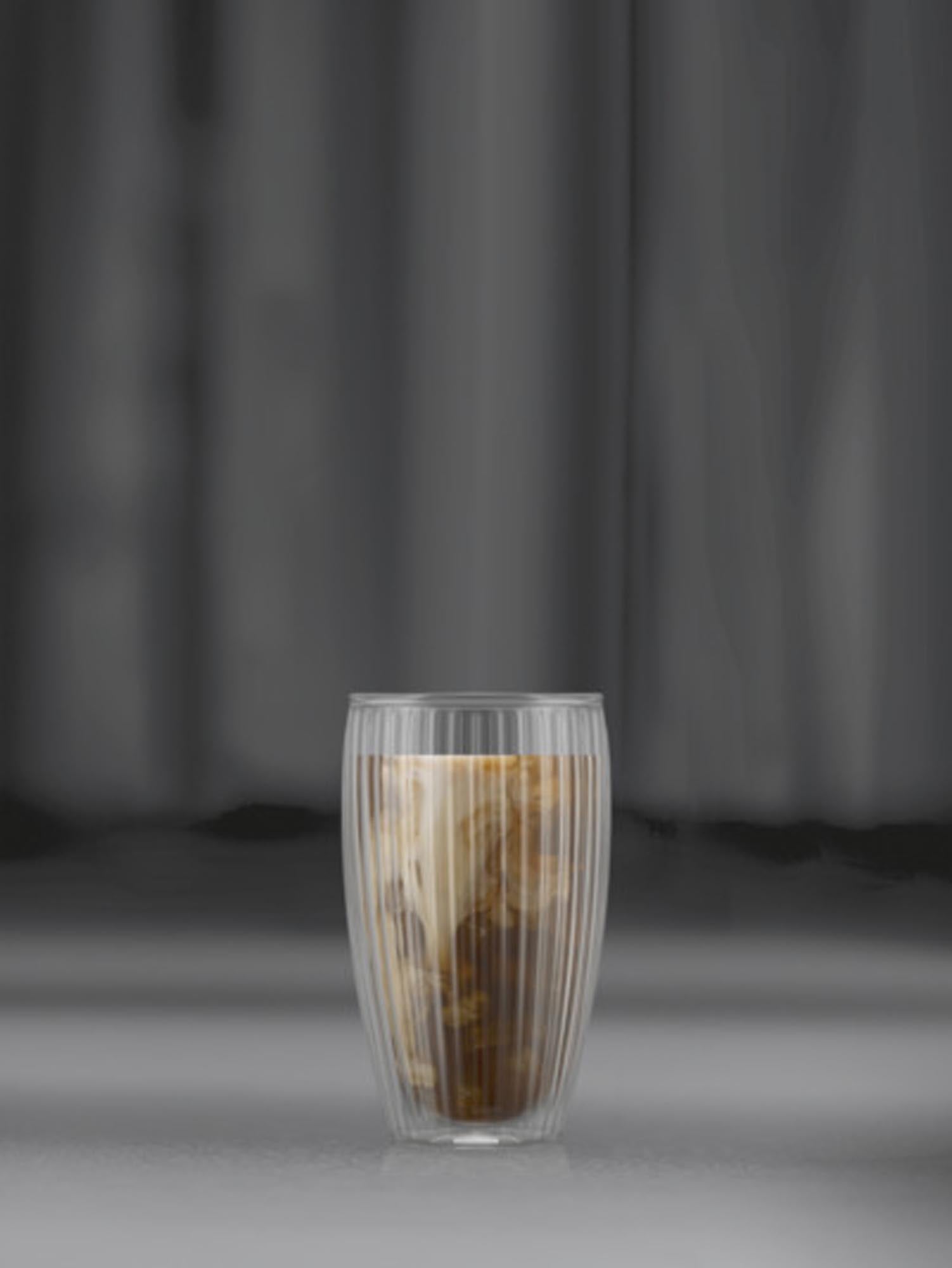 Elegante Pavina Gläser: doppelwandig, geriffelt, 0.45 l, 2er-Set.