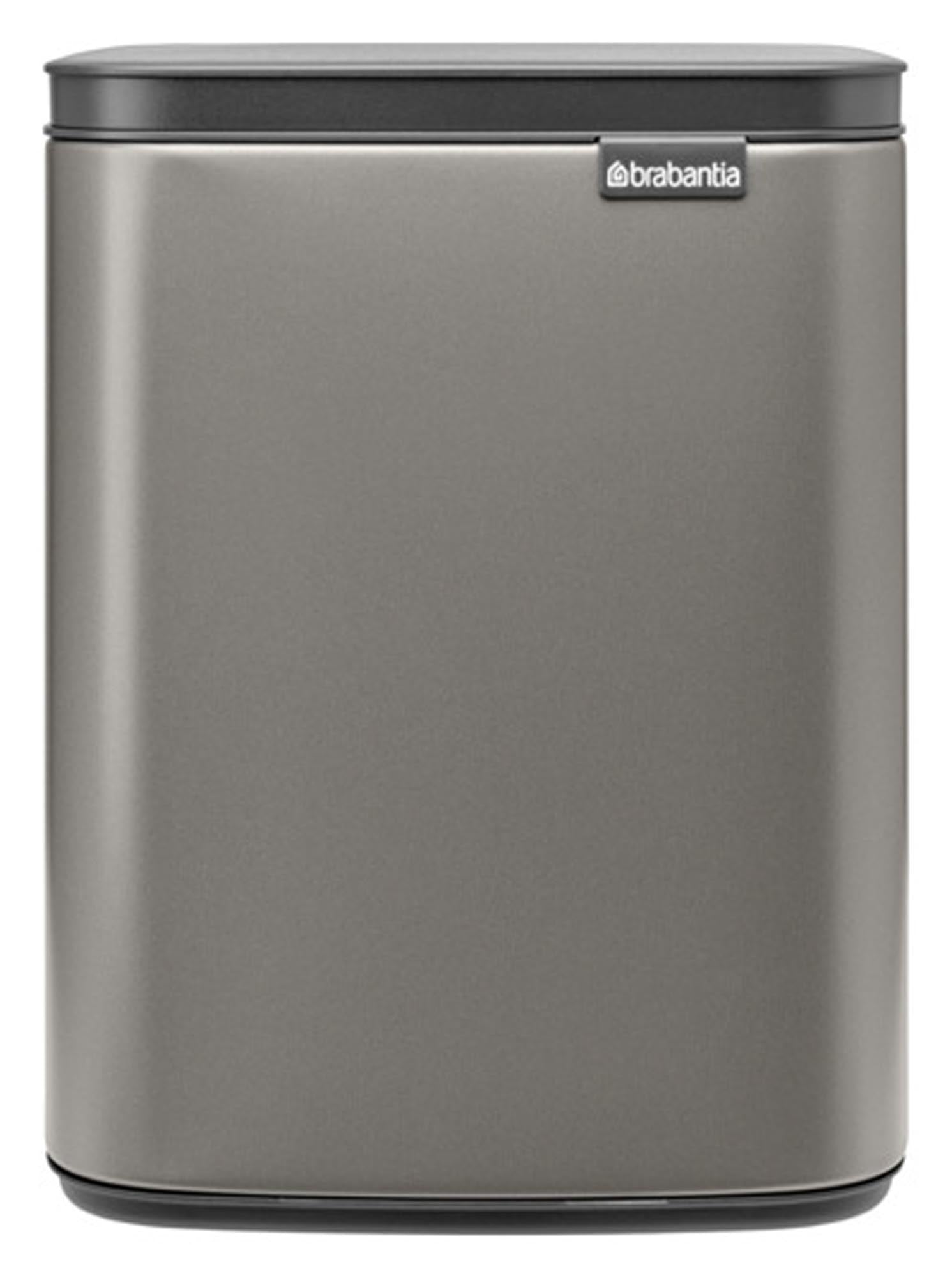 Entdecken Sie den BRABANTIA Abfallbehälter Bo platinum 7 l – stilvoll, funktional und ideal für kleine Räume. Hochwertiger Edelstahl, pflegeleicht und elegant.