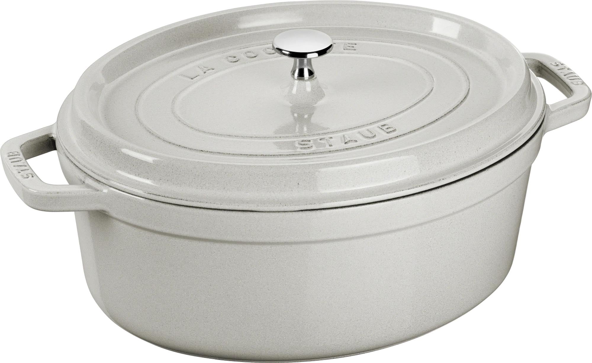 Entdecken Sie die Staub Cocotte rund 2.2l aus Gusseisen – ideal für gleichmäßiges Garen, vielseitig einsetzbar und leicht zu reinigen. Perfekt für jede Küche!