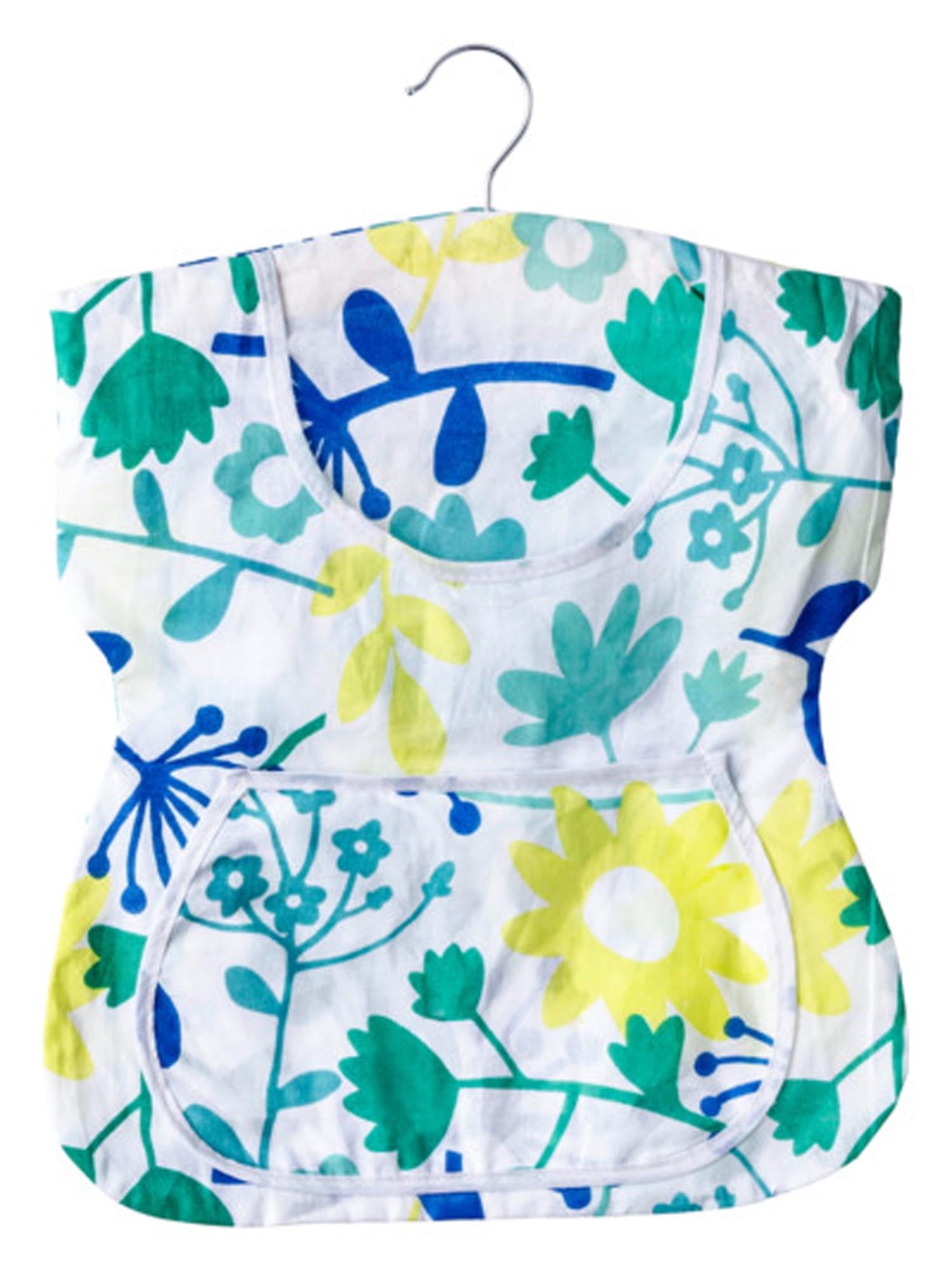 Entdecken Sie den WENKO Wäscheklammerbeutel mit Haken in multicolor – praktisch, langlebig und stilvoll für Ihre Wäscheorganisation. Ideal für jeden Haushalt!