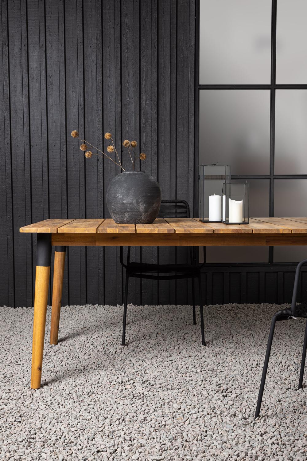Julian Gartentisch in Natur präsentiert im Onlineshop von KAQTU Design AG. Gartentisch ist von Venture Home