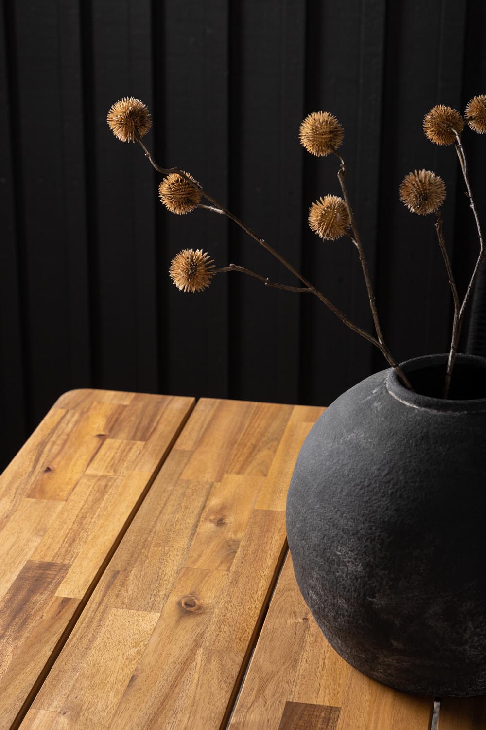 Julian Gartentisch in Natur präsentiert im Onlineshop von KAQTU Design AG. Gartentisch ist von Venture Home
