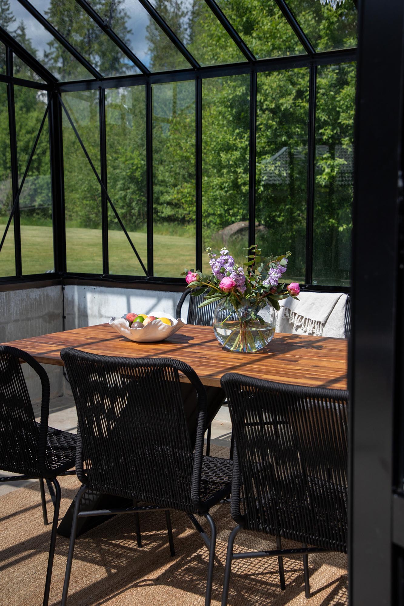 Julian Gartenstuhl: Stilvoller Komfort für Ihren Aussenbereich.