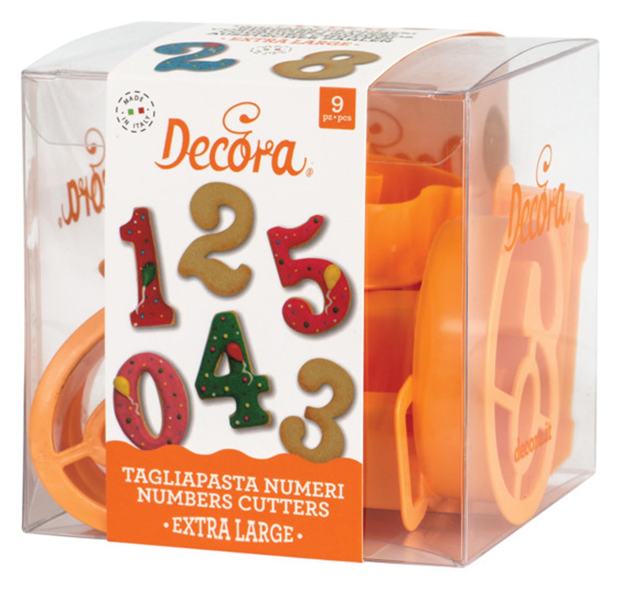 Entdecken Sie die DECORA Ausstecher Riesen Zahlen 9er – ideal für kreative Geburtstagskuchen und Jubiläumsleckereien. Hochwertiger Edelstahl, benutzerfreundlich und hygienisch!