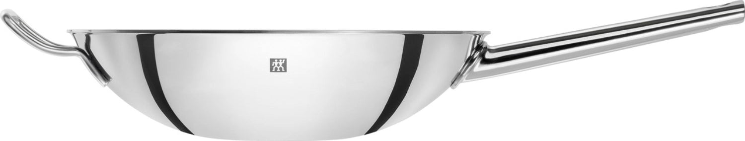 Hochwertiger Zwilling Plus Wok mit Ø32 cm, perfekt für gesundes Kochen und vielseitige asiatische Gerichte dank der langlebigen Antihaftbeschichtung.