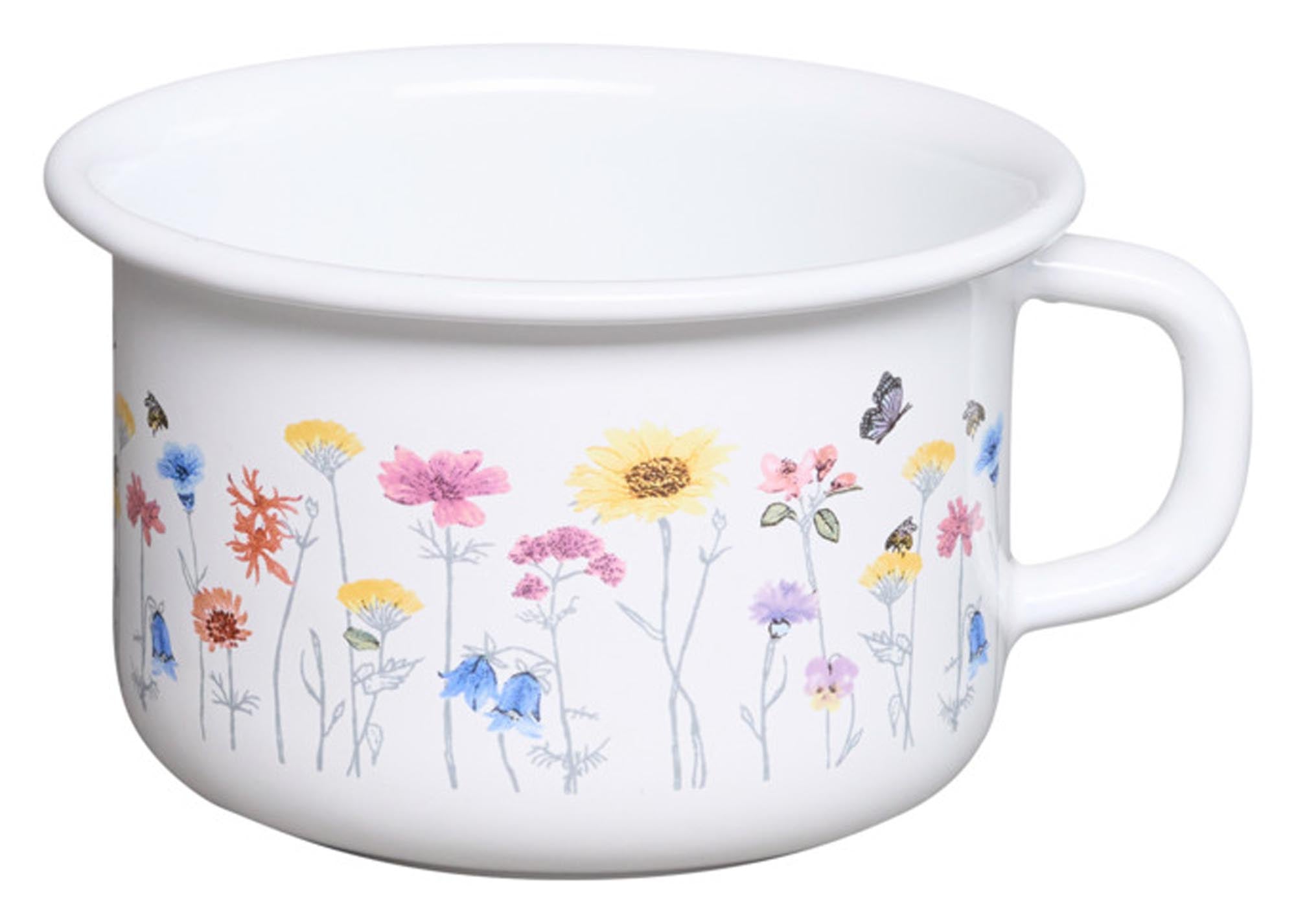 Entdecken Sie die elegante RIESS Tasse Flora 0.4 l, ideal für Kaffee und Tee. Hochwertige Emaille, hitzebeständig und vielseitig einsetzbar.